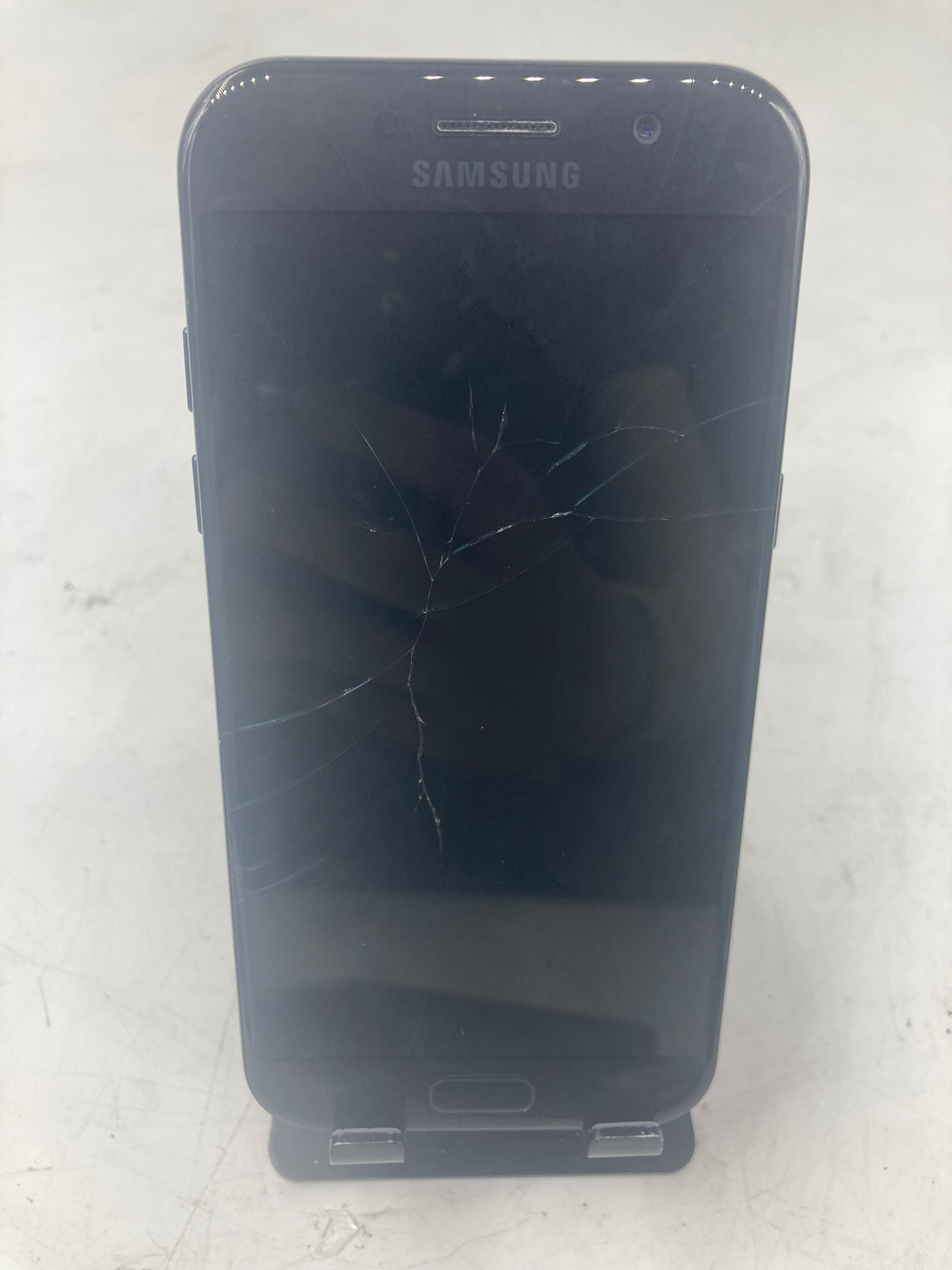 Samsung Galaxy A520 32GB Black - Unlocked Lot Of 6