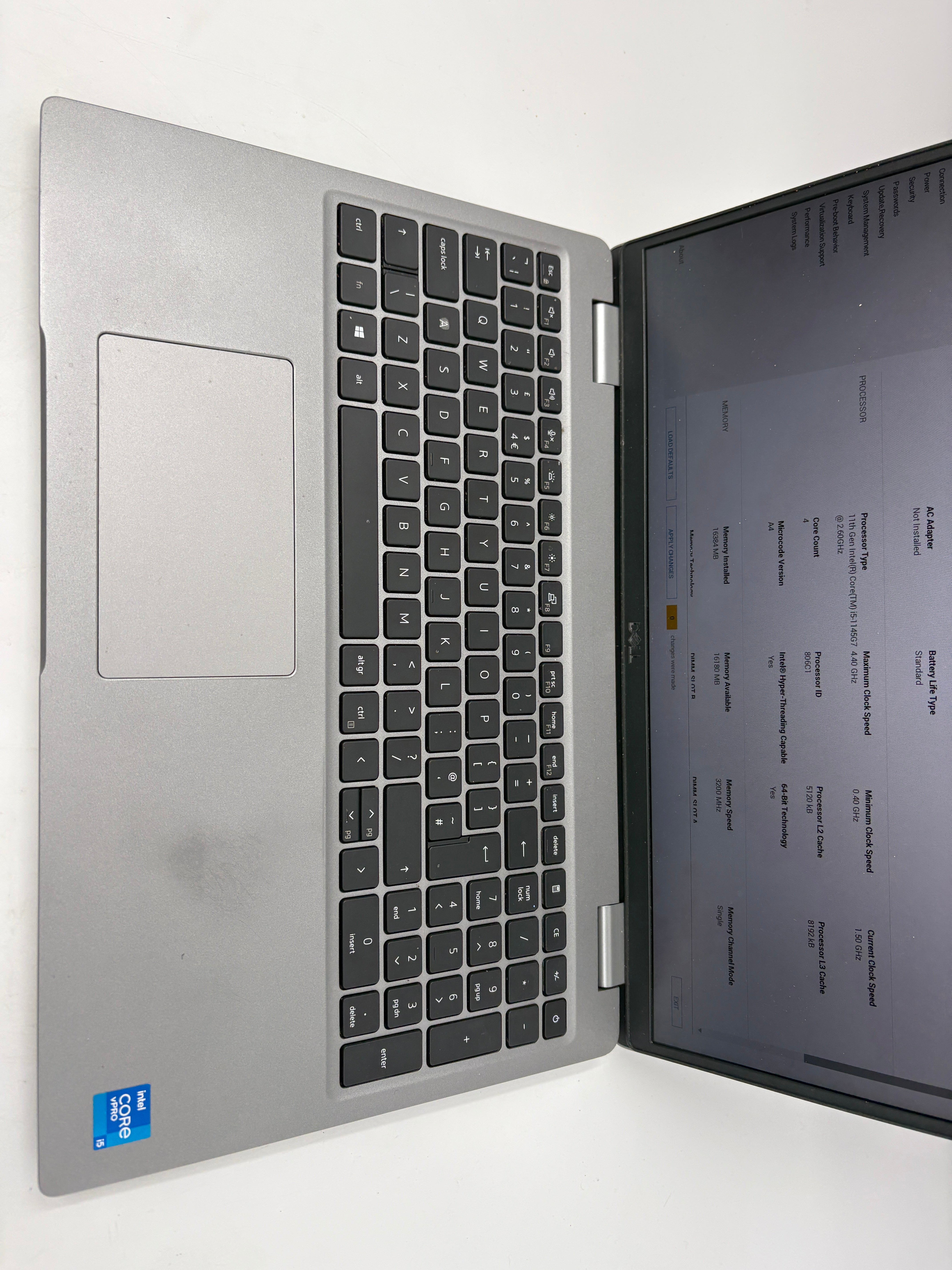 Dell Laptop Latitude 5520 15.6" Screen i5 11th Gen 16GB RAM 256GB SSD NO OS