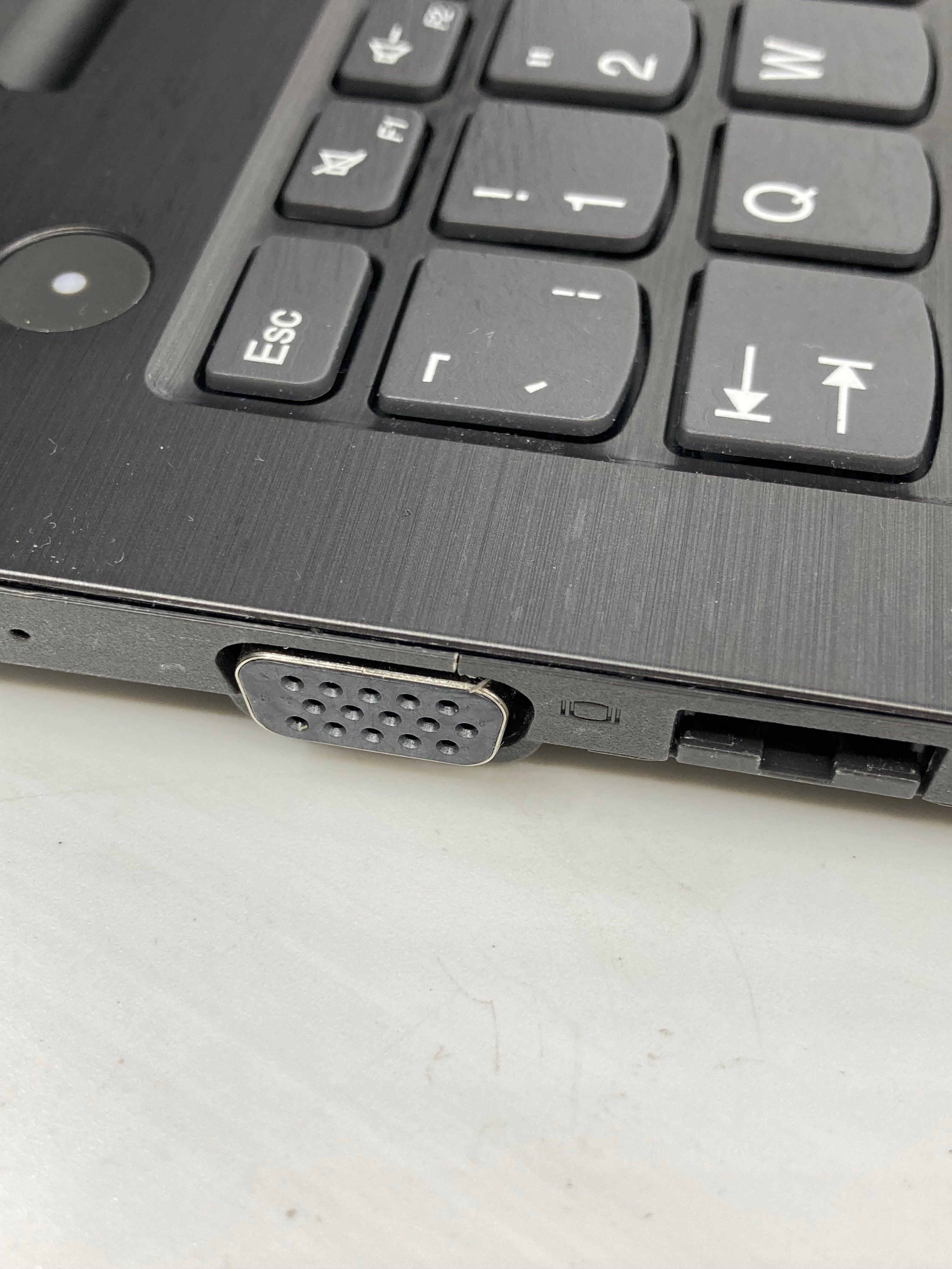 Lenovo Laptop V330-15IKB 15.6" i5-8250U 8GB RAM 256GB SSD W11 OS