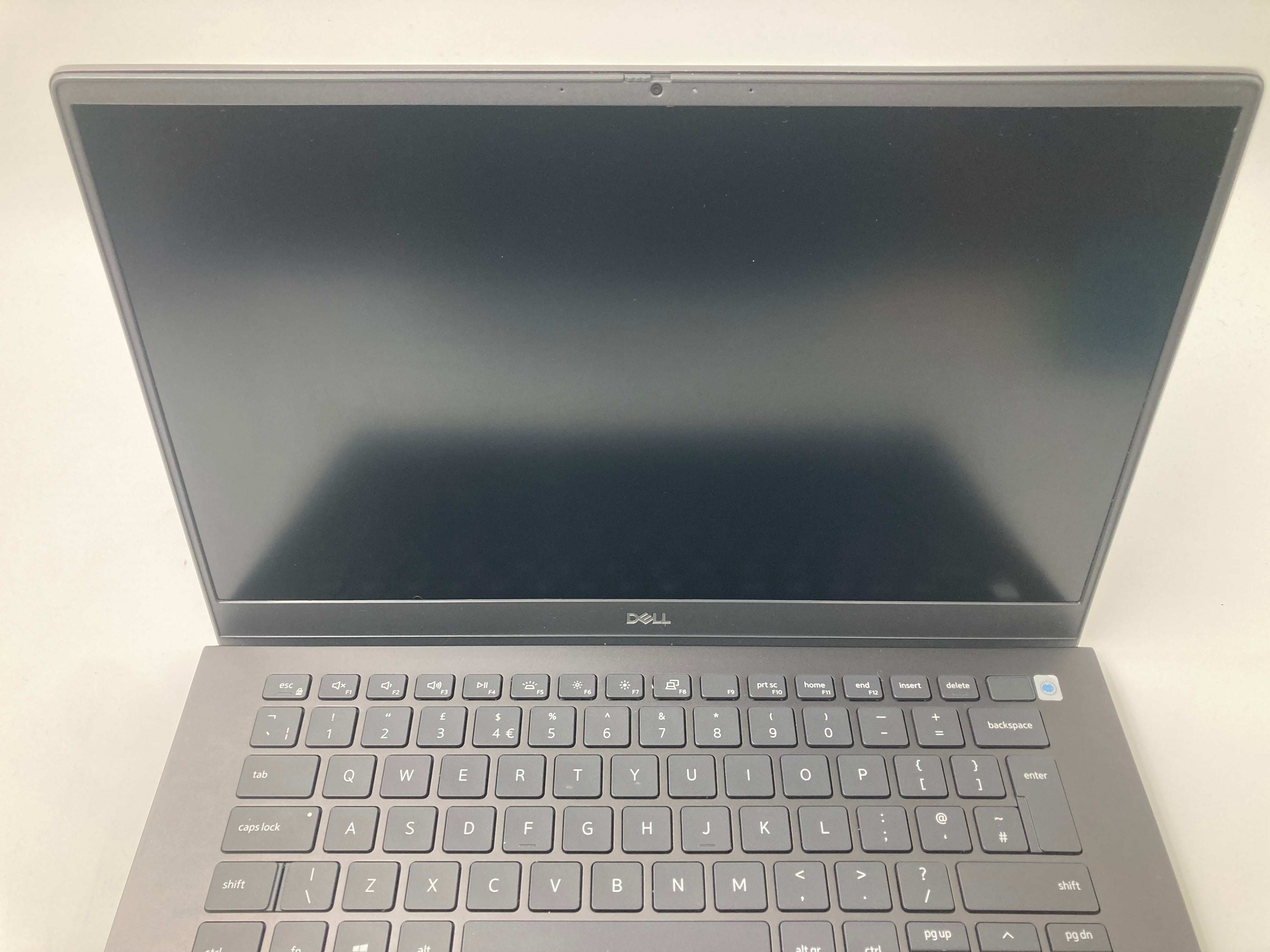 Dell Vostro 5402 | 14" FHD | i5 11th Gen | 8GB RAM | 256GB SSD | W11 | Grade B