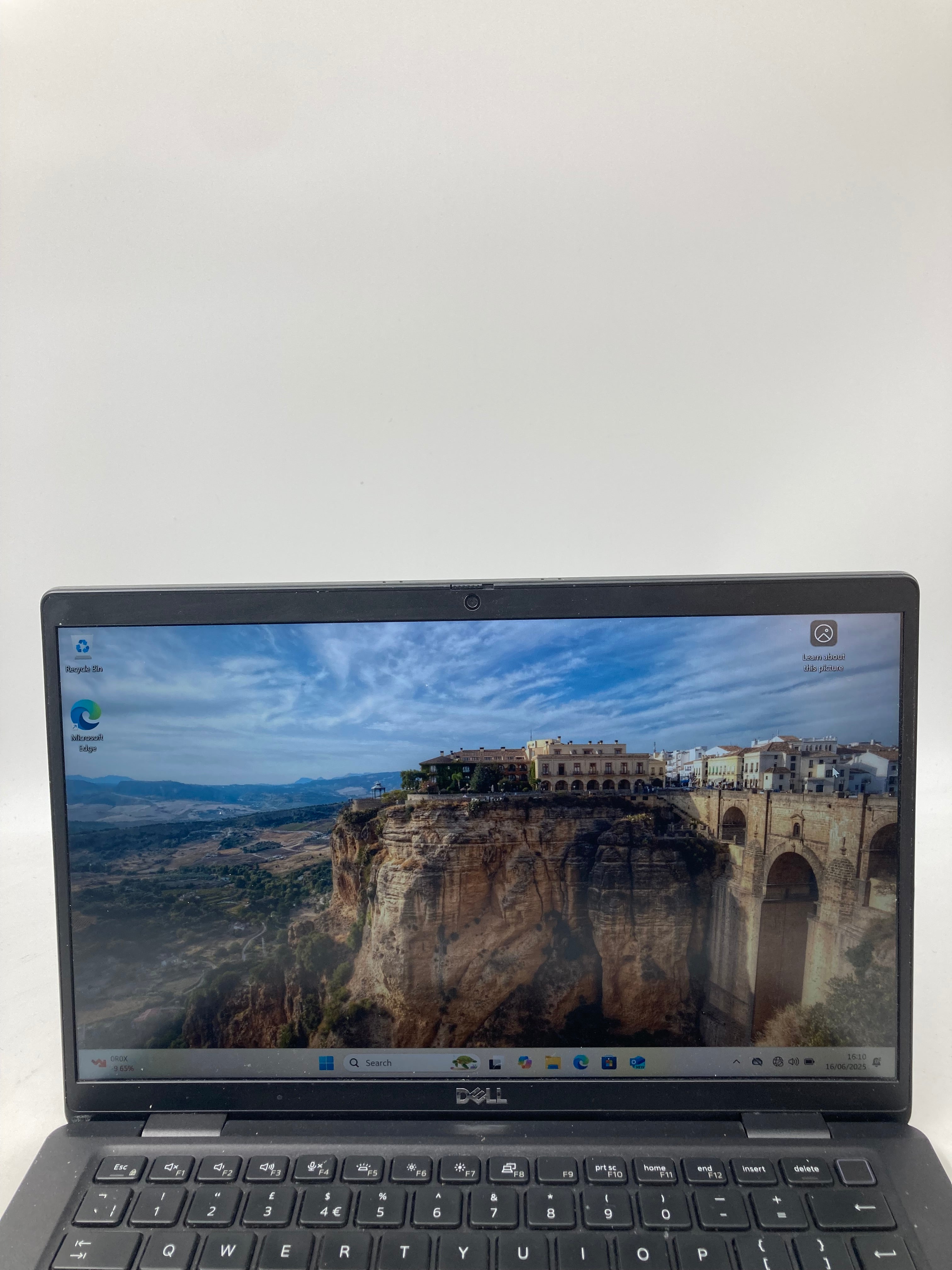 Dell Laptop Latitude 7320 13.3" Screen i5 11TH Gen 8GB RAM 256GB SSD W11