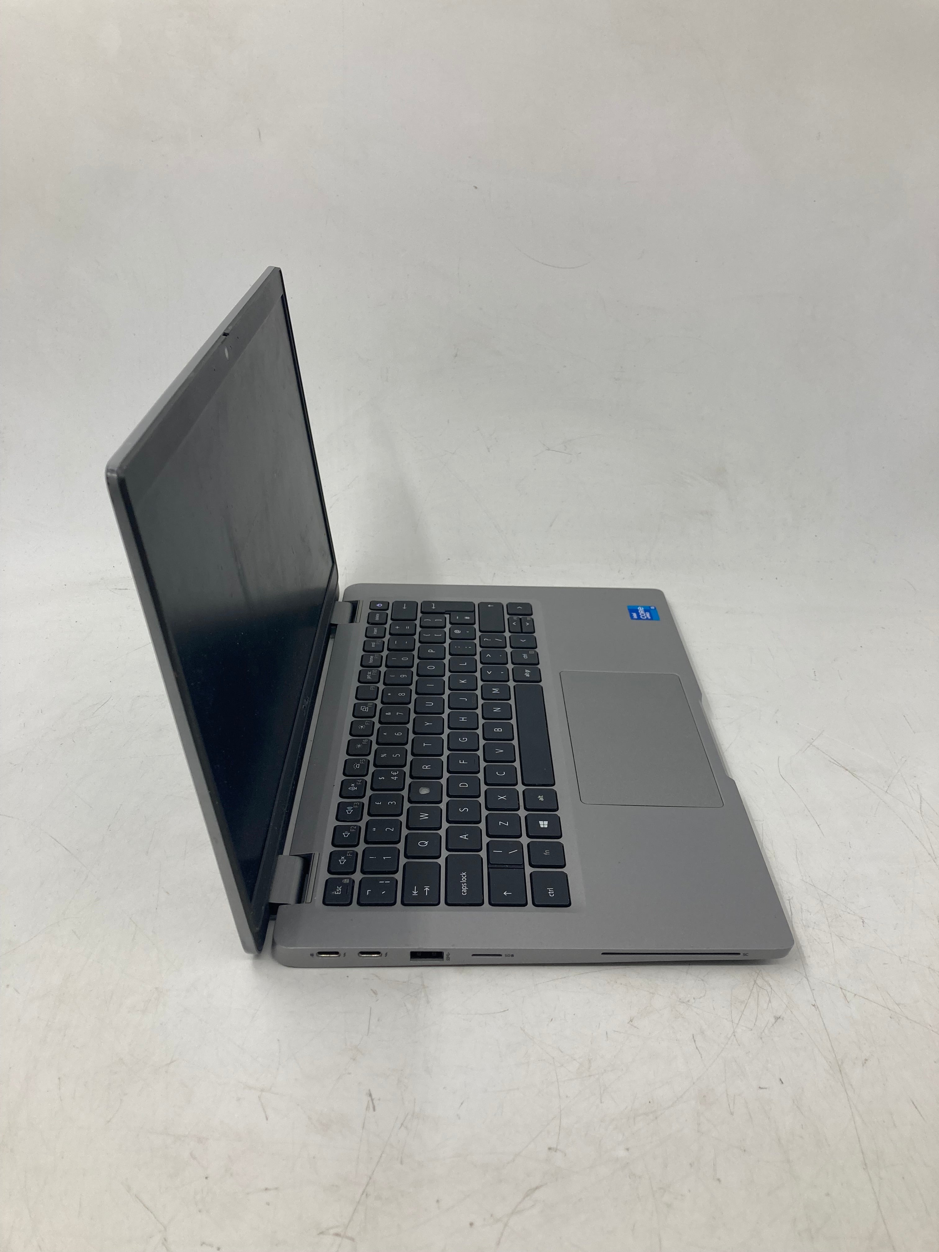 Dell Latitude 5320 13" Screen i5 11th Gen 8GB RAM 256GB SSD W11