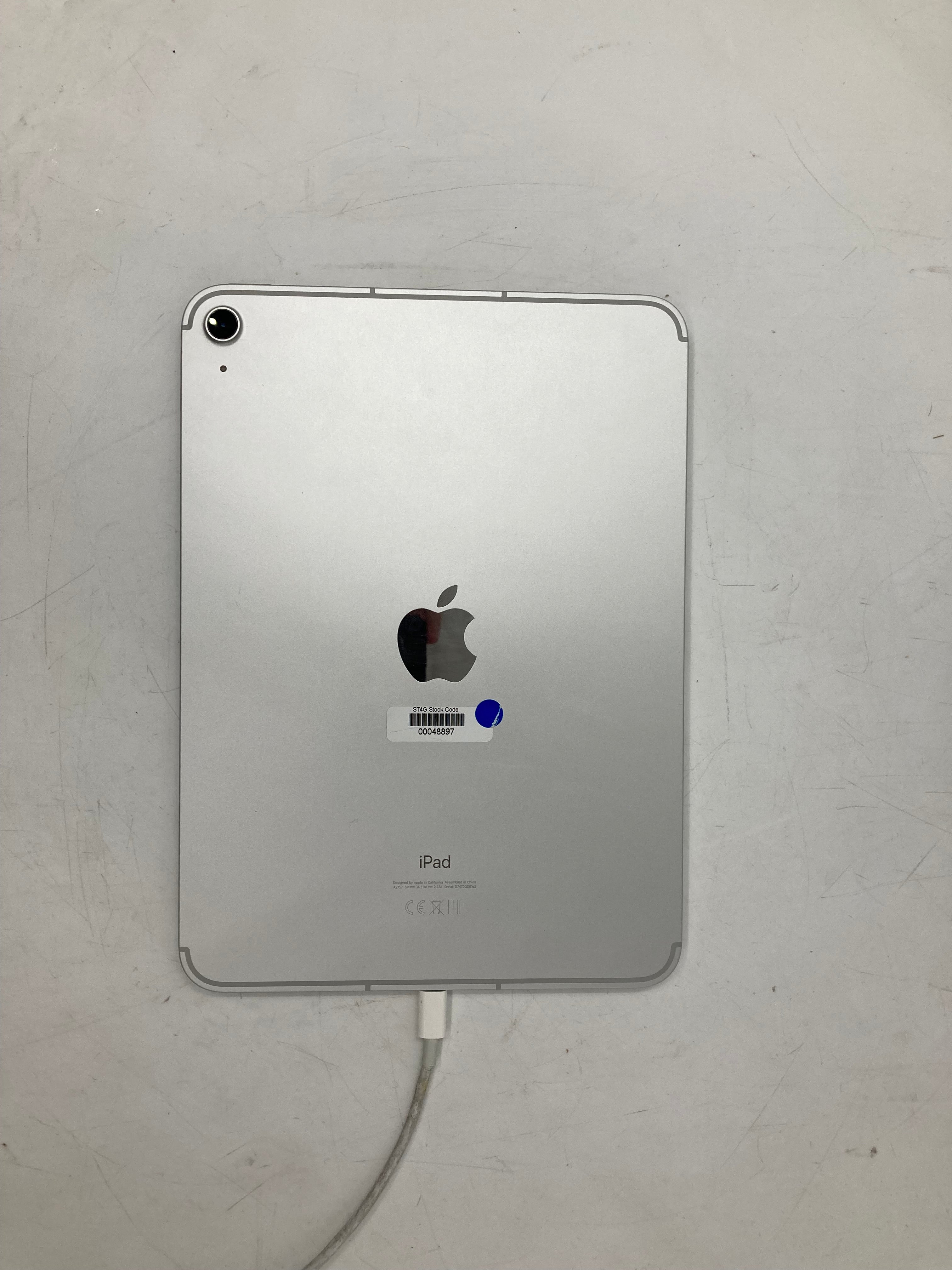 Apple iPad 10th A2757 256GB Cellular Version Silver - Activation Locked