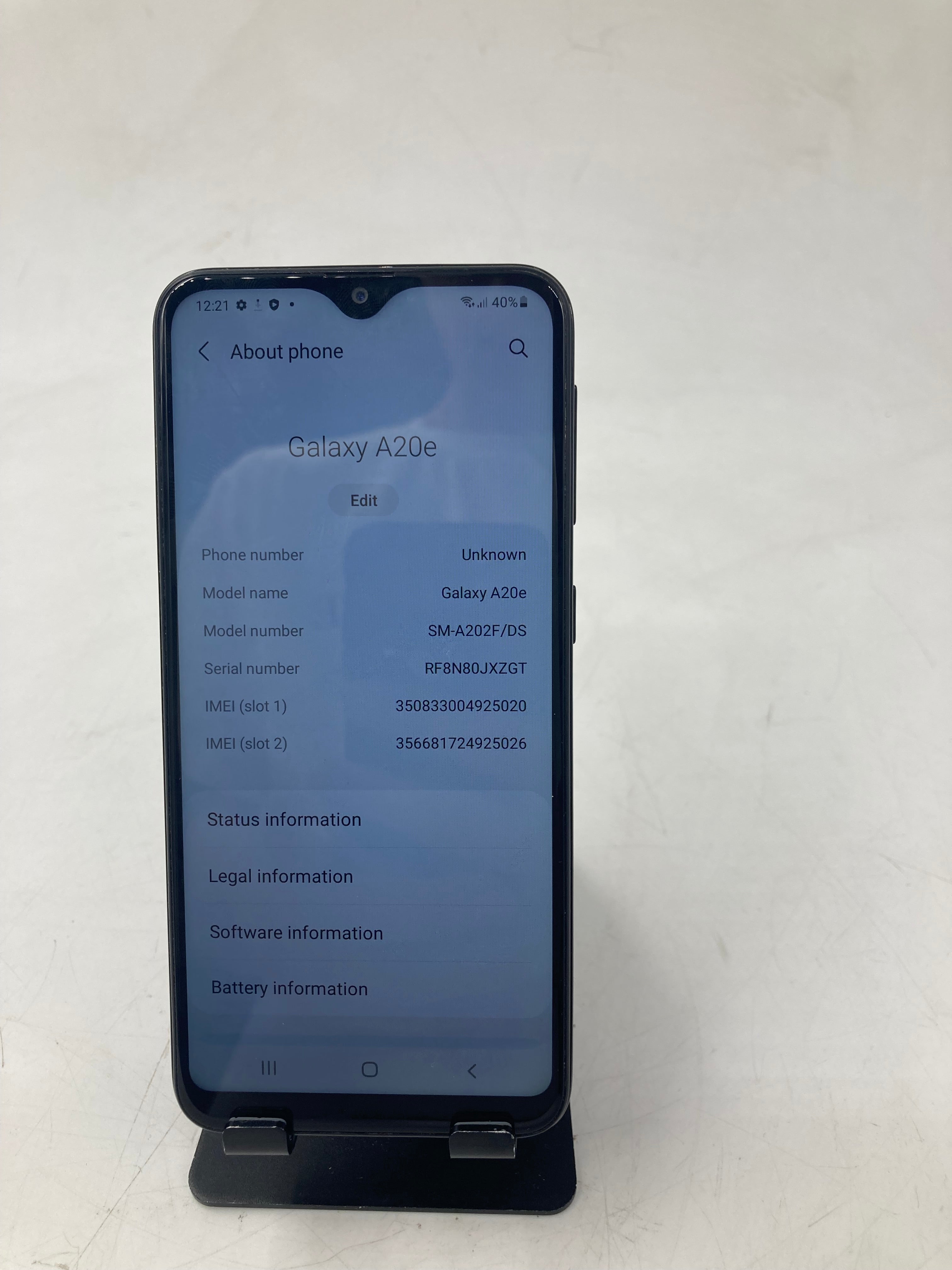 Samsung Galaxy A20e 32GB Black - Unlocked