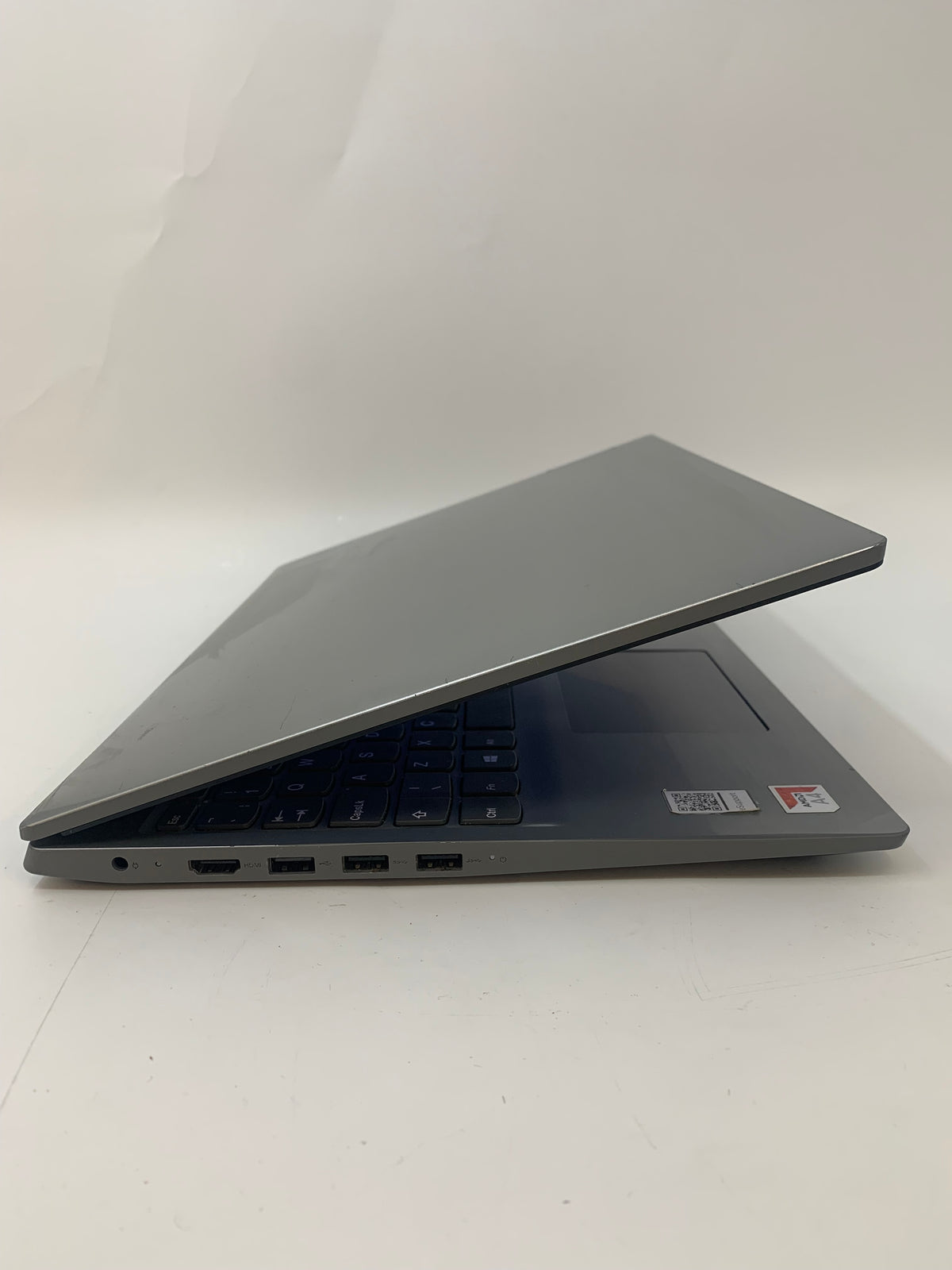 Lenovo IdeaPad S145-15AST | 15.6" HD | AMD Radeon R3 | 4GB RAM | 128GB SSD | W11 Pro