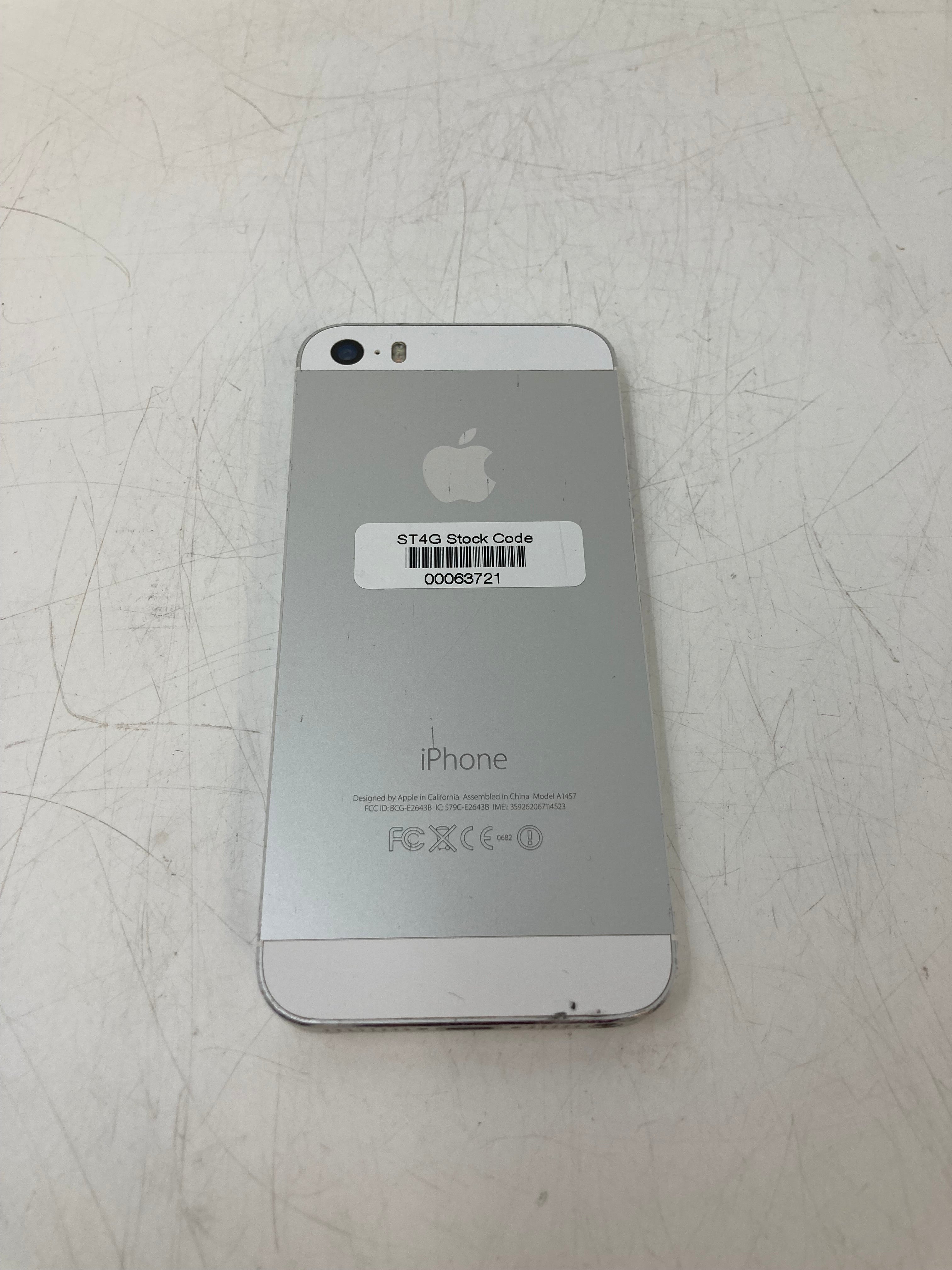 Apple Phones | 3.5"/4" | A1457 | A1387 | A1429 | 16GB Storage Lot of 3