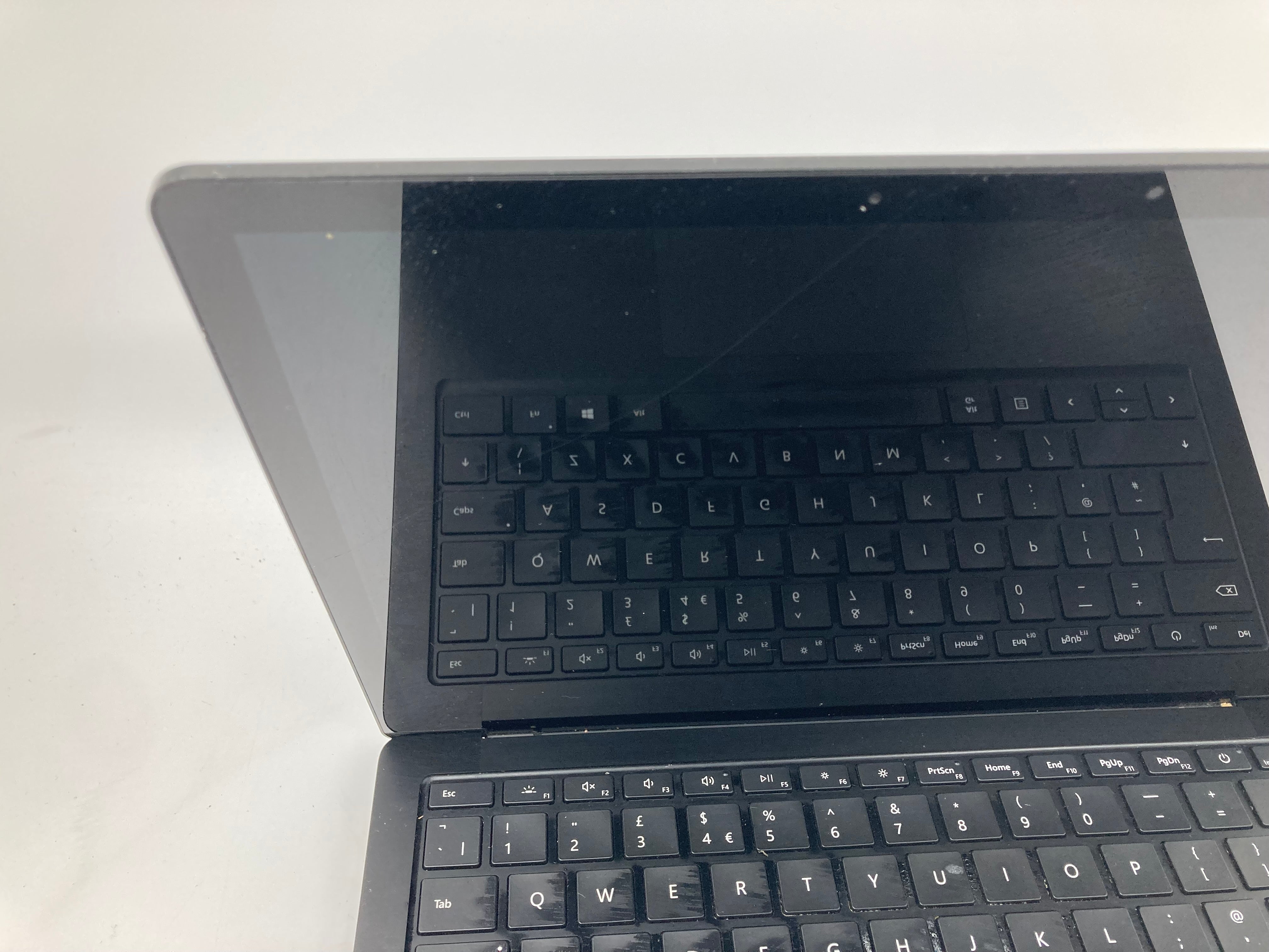 Microsoft Surface Laptop 3 13" i5 10th Gen 8GB RAM 256GB SSD W11