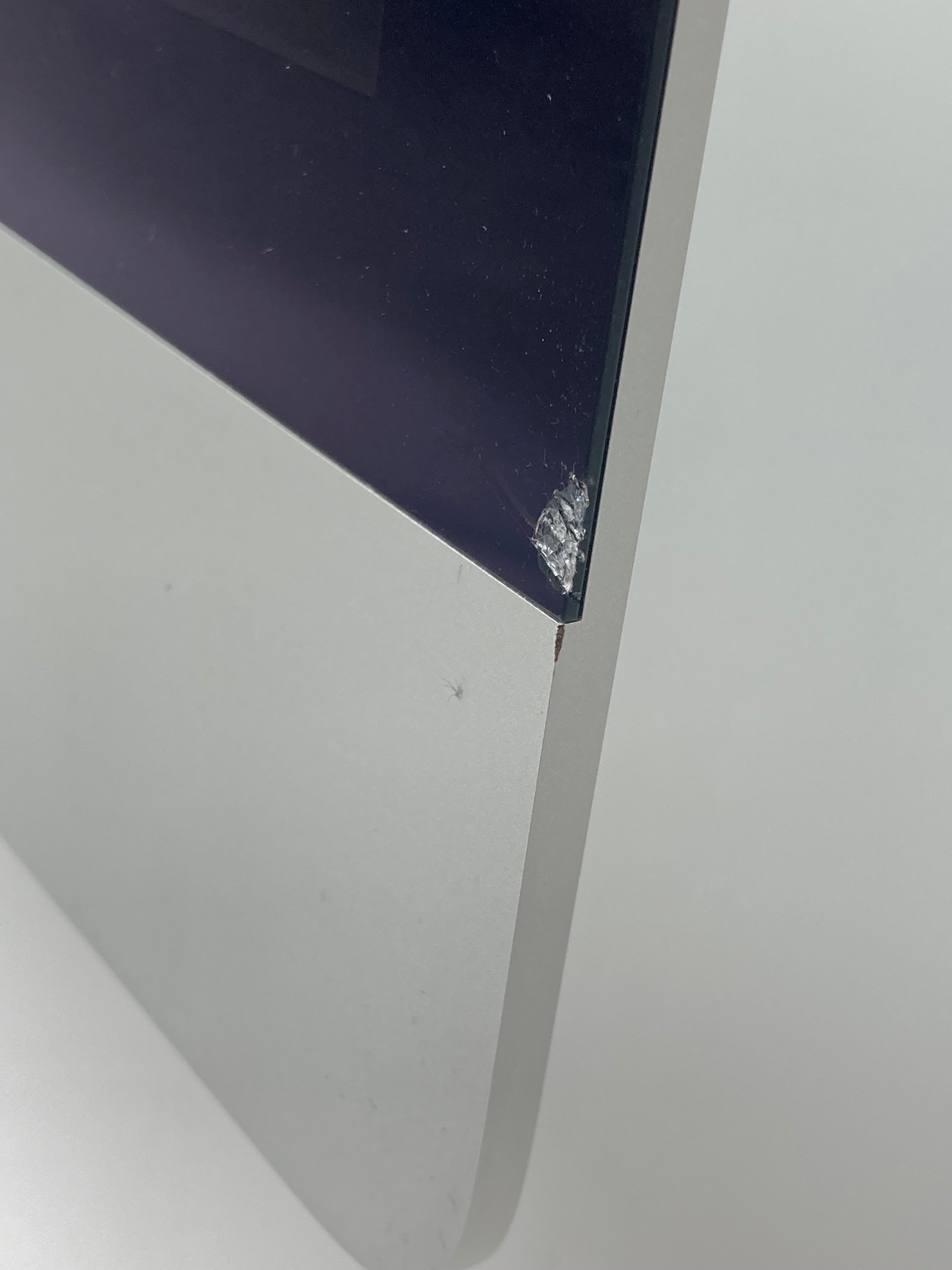 Apple iMac 2019 27" Retina 5K Screen i5-8500 16GB RAM 1TB HDD MacOS Sequioa