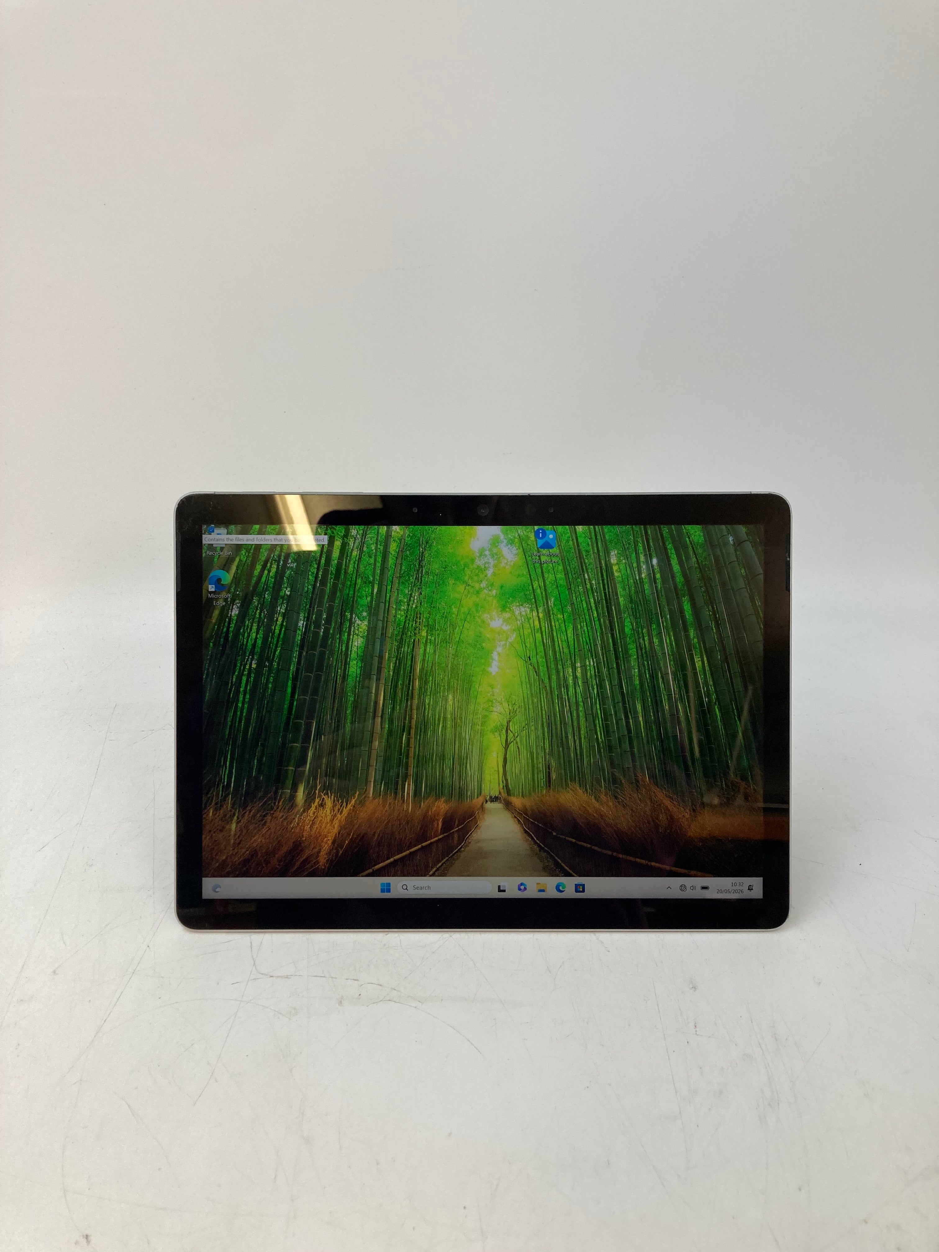 Microsoft Surface Go 2 | 10.5" Touch | Pentium Gold 4425Y  | 4GB RAM | 64GB SSD | W11 Pro