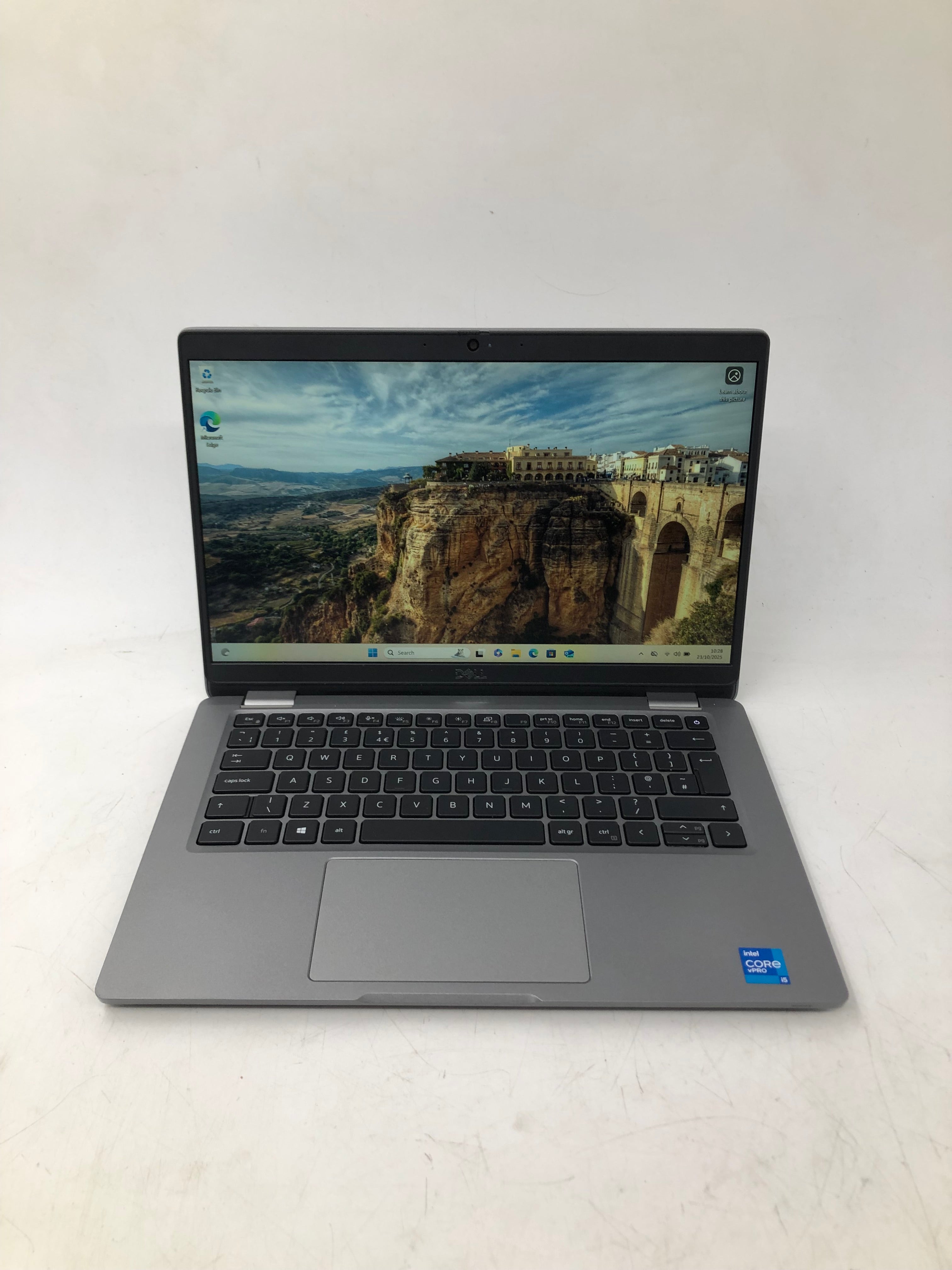 Dell Latitude 5320 13" Screen i5 11th Gen 8GB RAM 256GB SSD W11