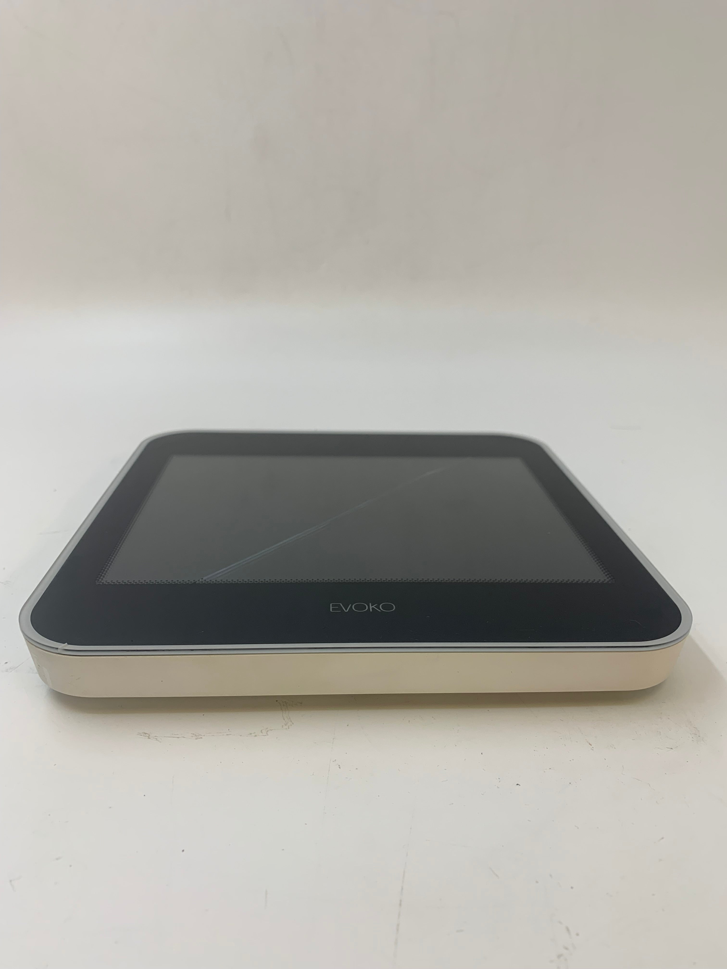 Evoko Liso Room Manager ERM2001 | 8" XGA Touchscreen | Refurbished Lot of 4
