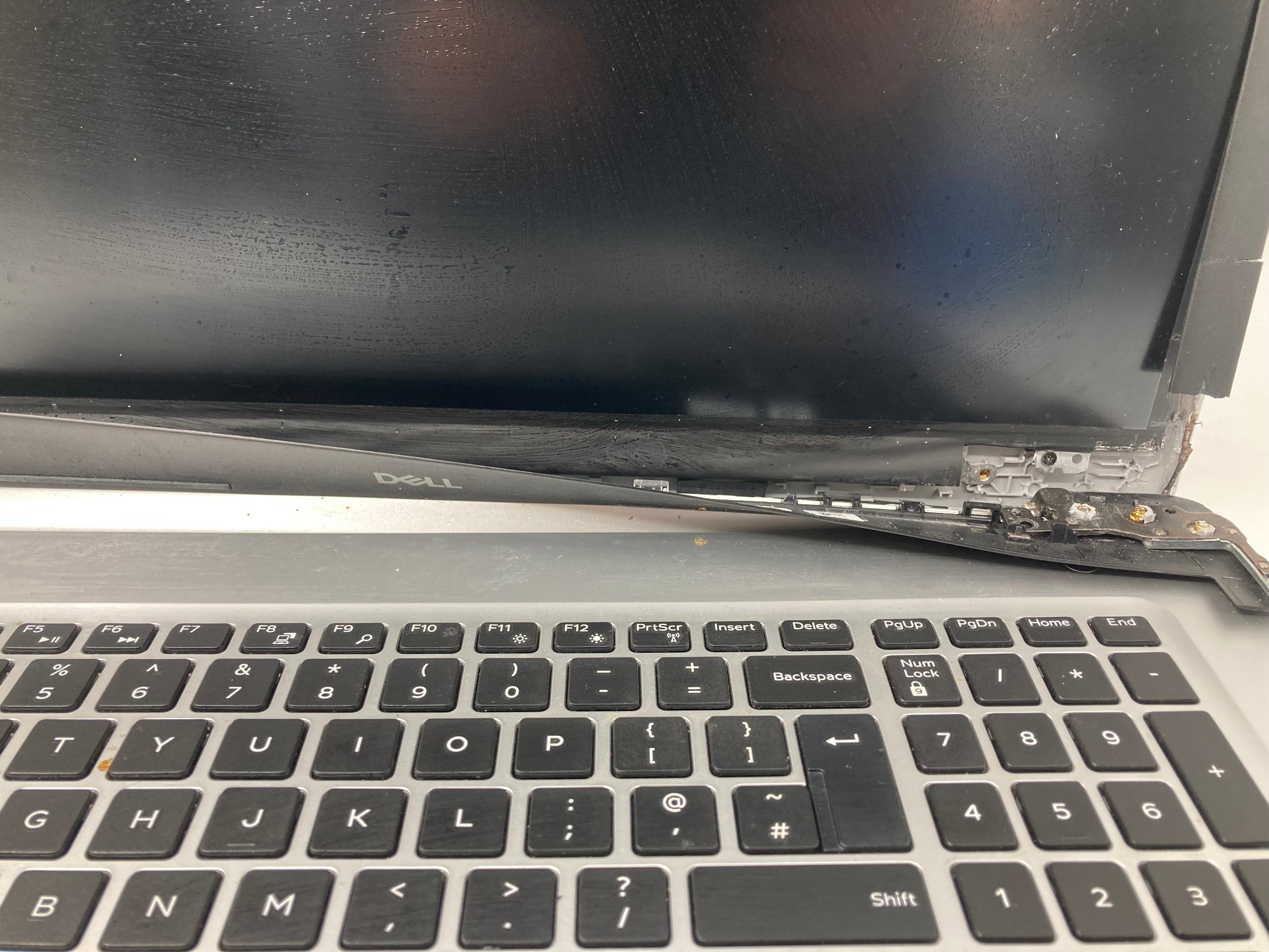 Dell Inspiron 17.3" Screen i7 8th Gen No RAM No SSD No OS *Spares*
