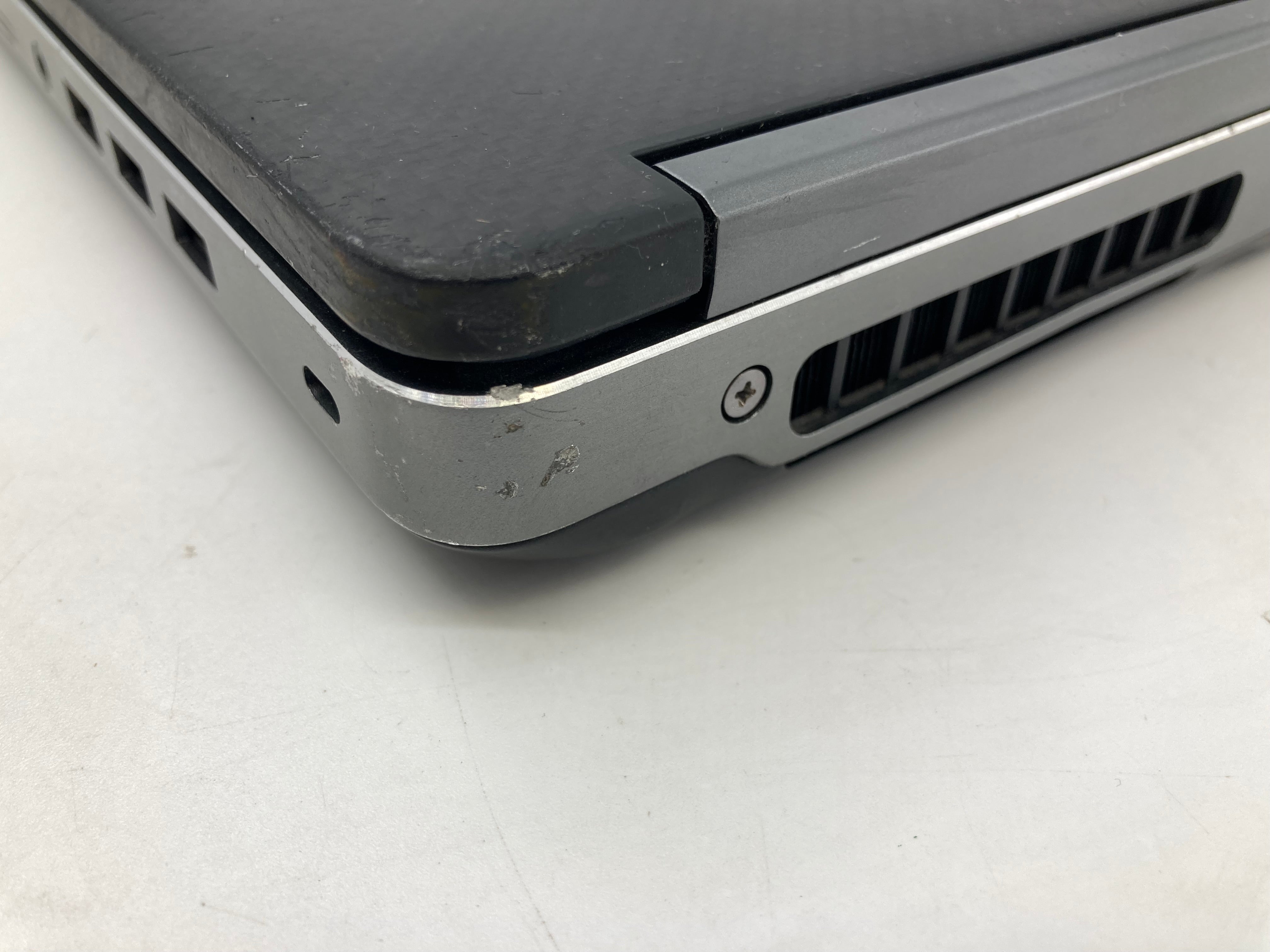 Dell Laptop Precision 7720 17.3" i7 7th Gen 40GB RAM 1TB HDD W10