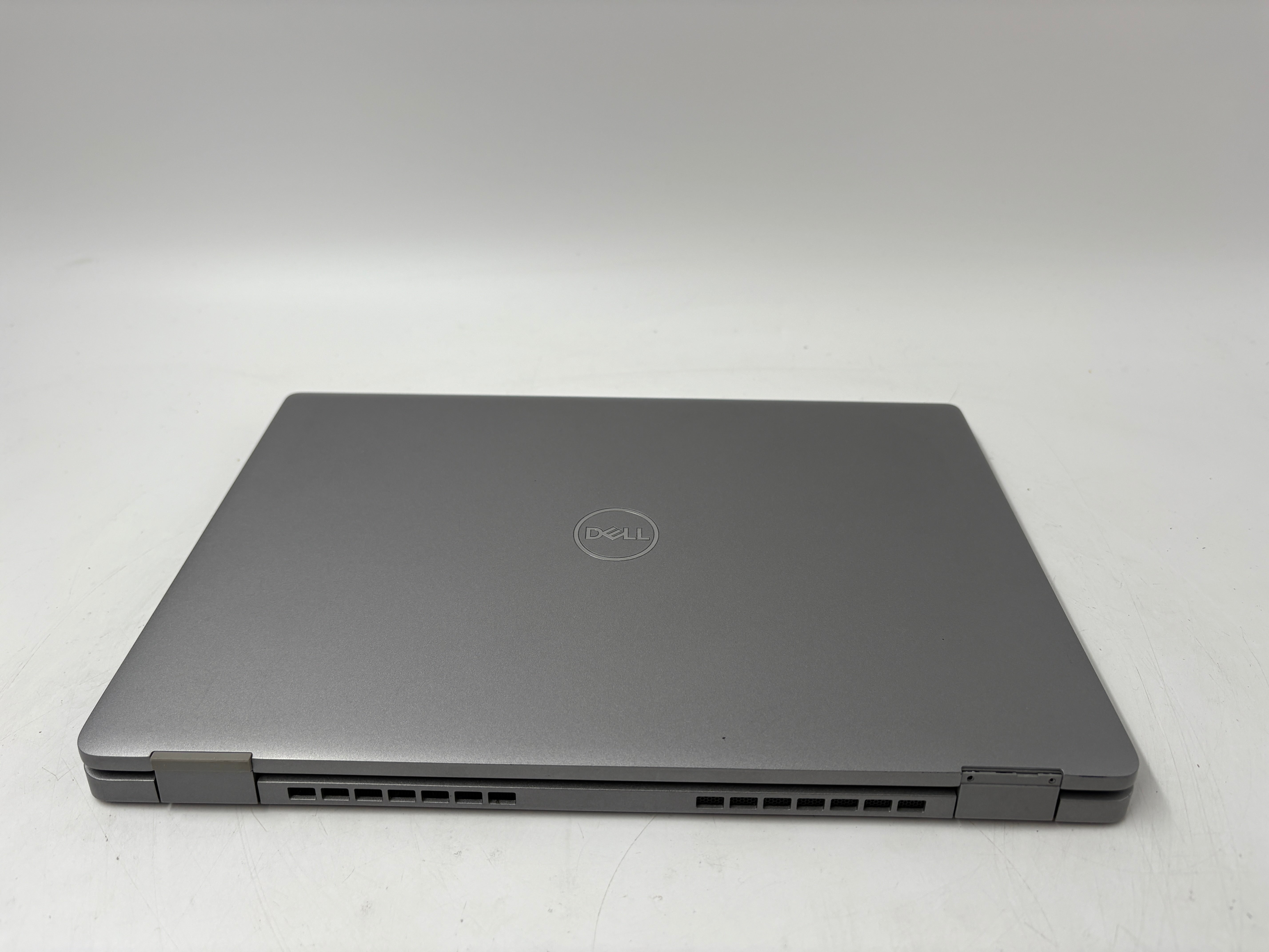 Dell Latitude 5320 13.3" Screen i5 11th Gen 8GB RAM 256GB SSD NO OS