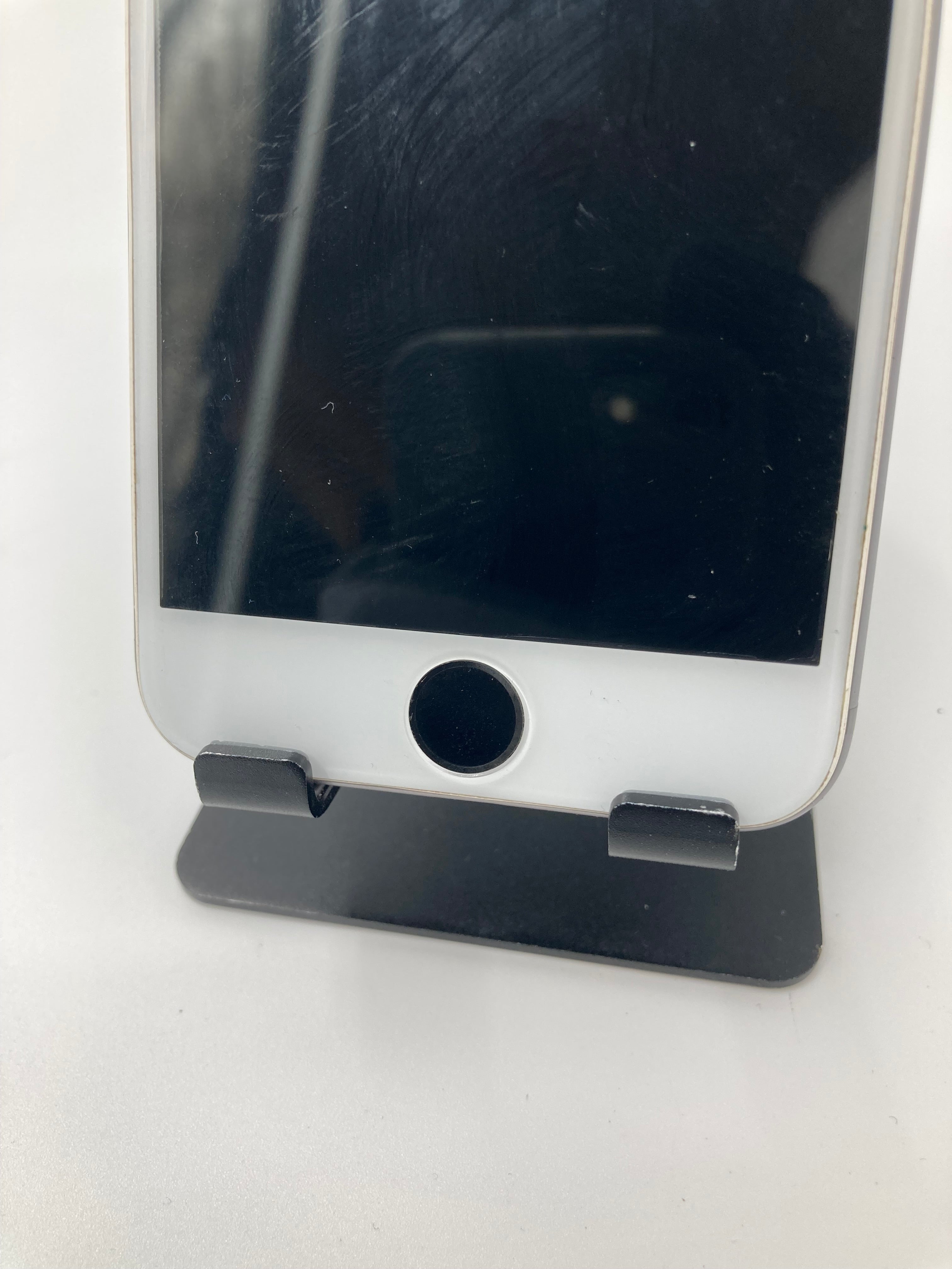 Apple iPhone 6 & 7 A1586 A1778 Batch of 8 *Spares*