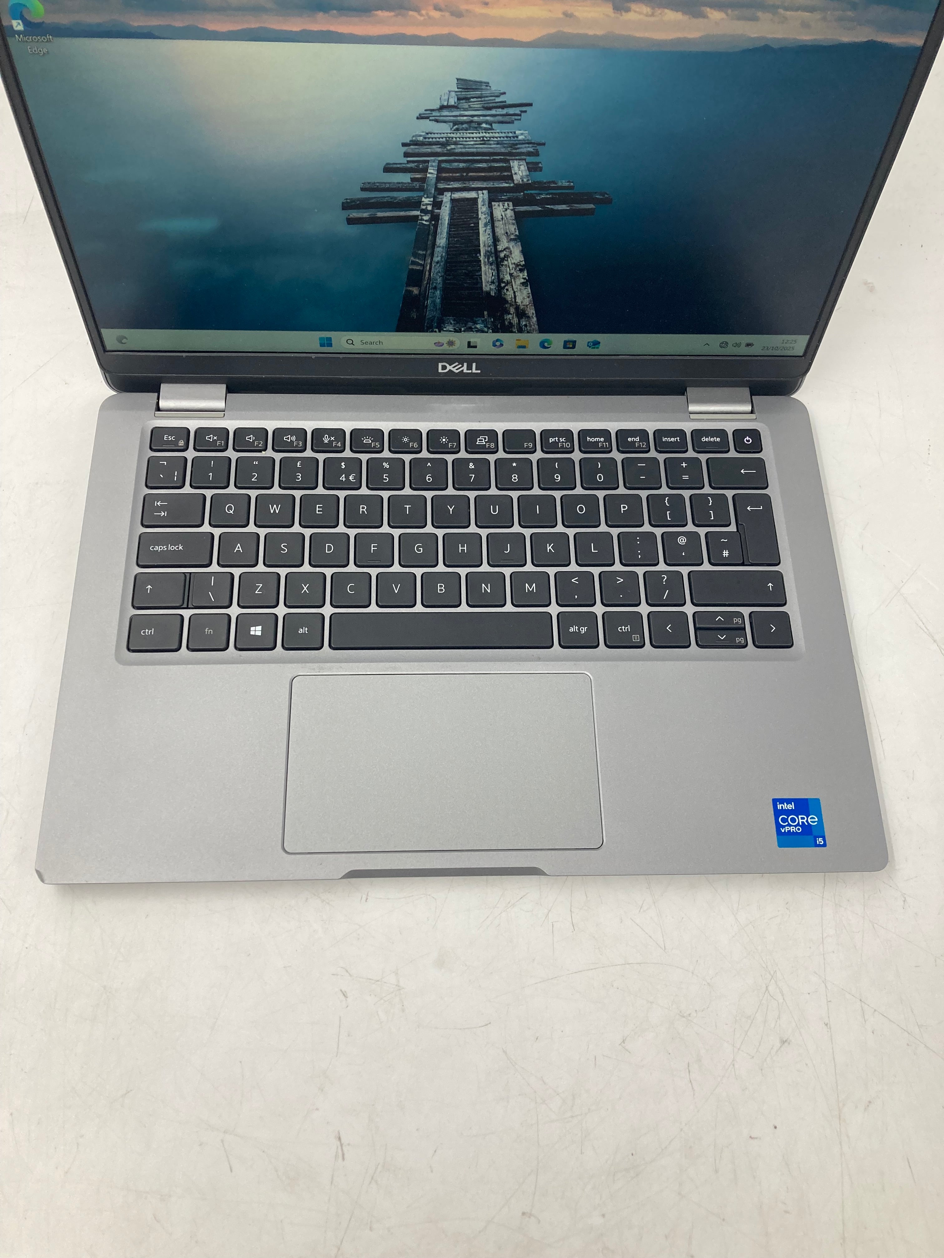 Dell Latitude 5320 13" Screen i5 11th Gen 8GB RAM 256GB SSD W11