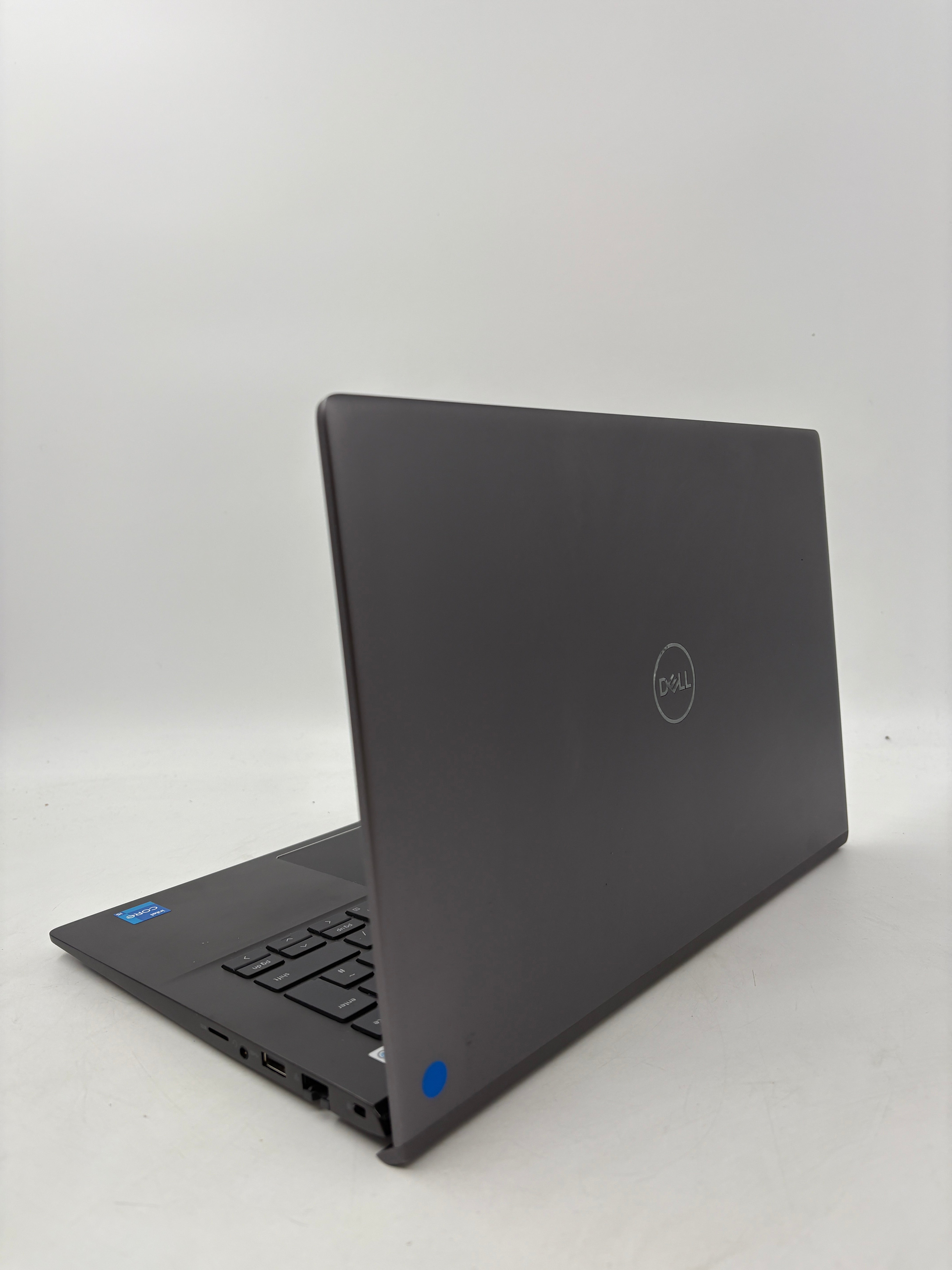 Dell Laptop Vostro 5402 14" Screen i5 11th Gen 8GB RAM 256GB SSD W11