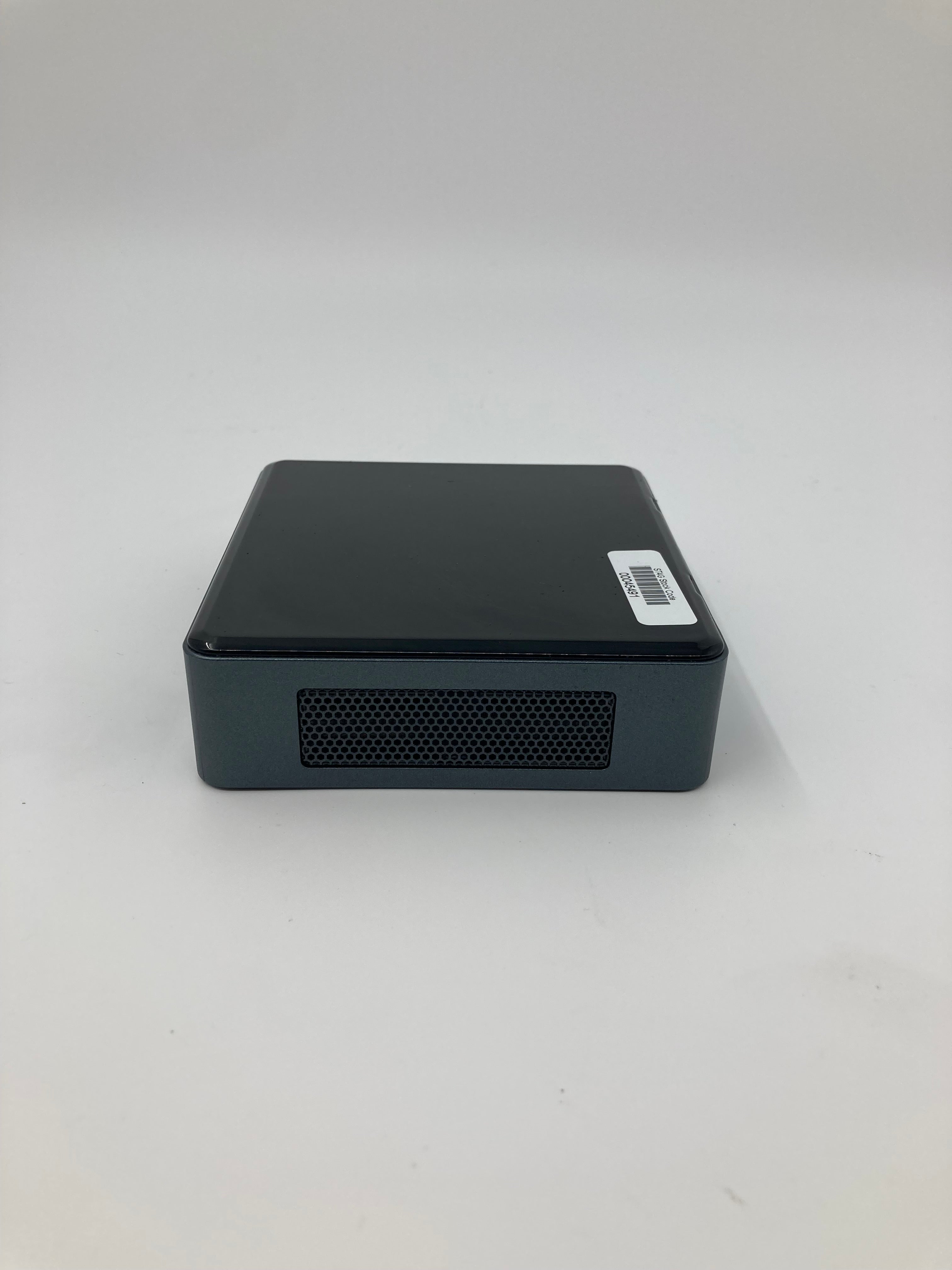 Intel Desktop NUC8BEB i5 8th Gen 2.30GHz 8GB RAM No SSD No OS