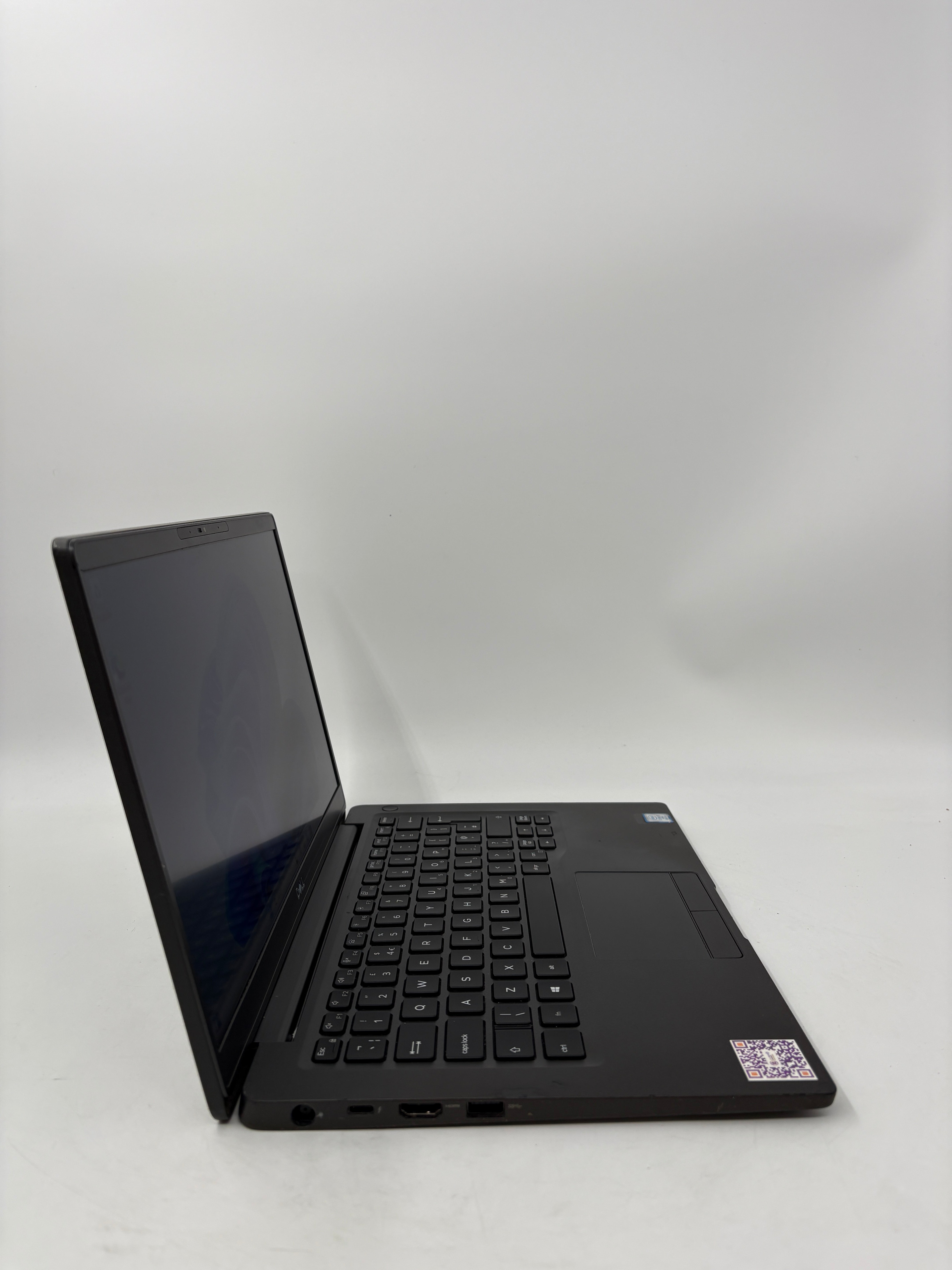 Dell Laptop Latitude 7400 14" Screen i7 8th Gen 8GB RAM 256GB SSD W11