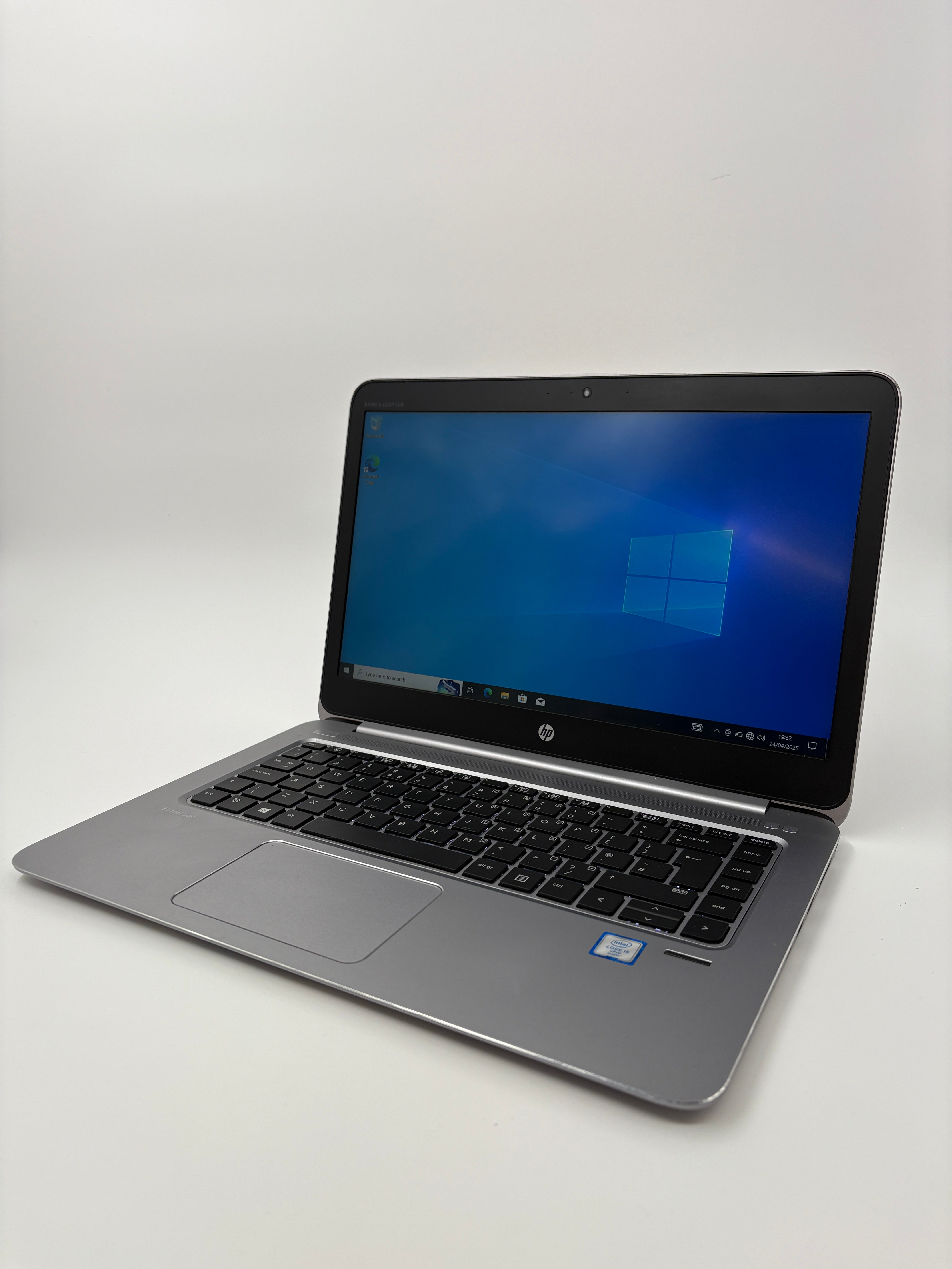 HP Laptop EliteBook Folio 1040 G4 14" i5 6th Gen 8GB RAM 256GB SSD W10