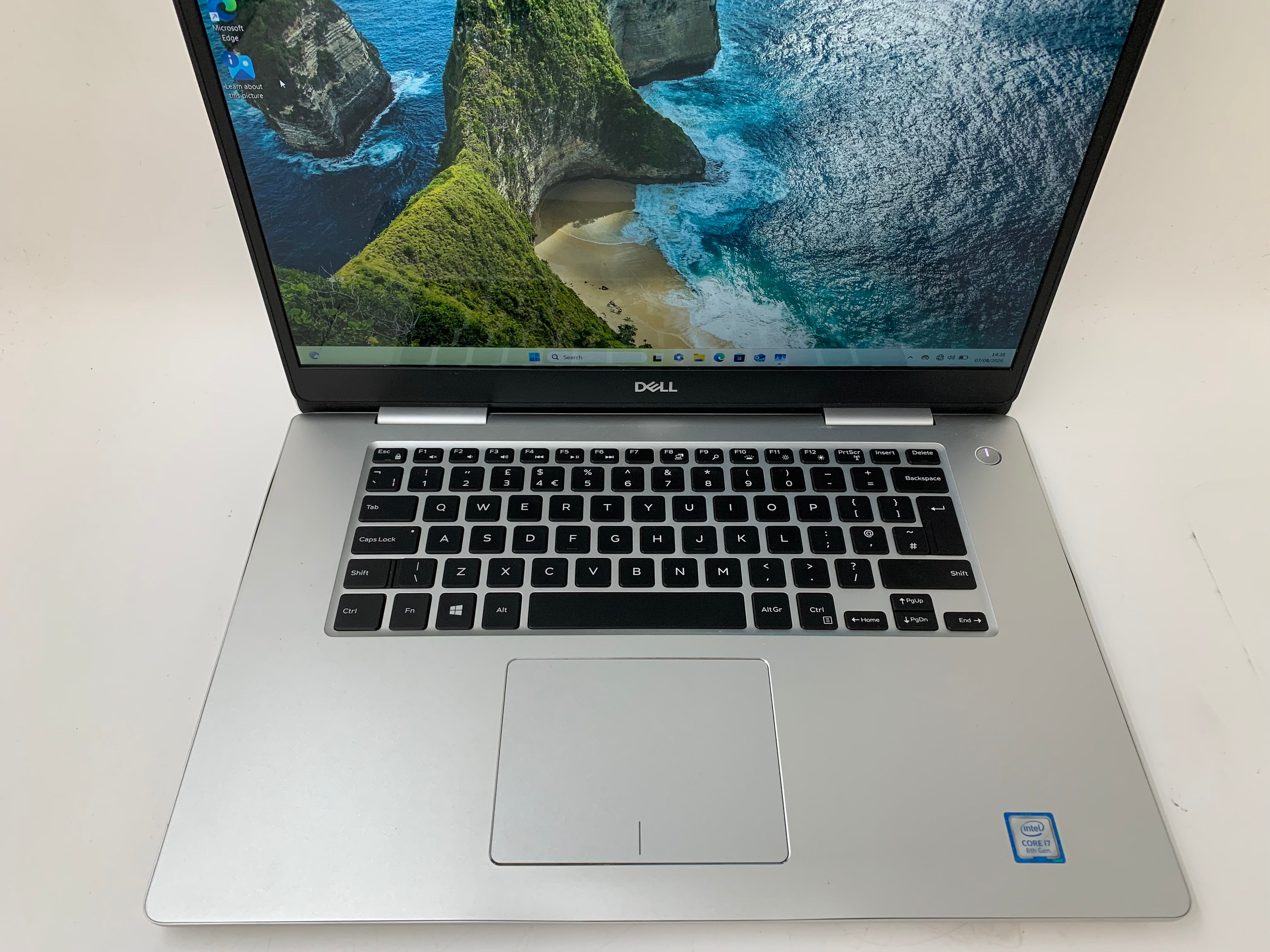 Dell Inspiron 7570 | 15.6" FHD | i7 8th Gen | 8GB RAM | 256GBSSD + 1TB HDD | W11 Pro