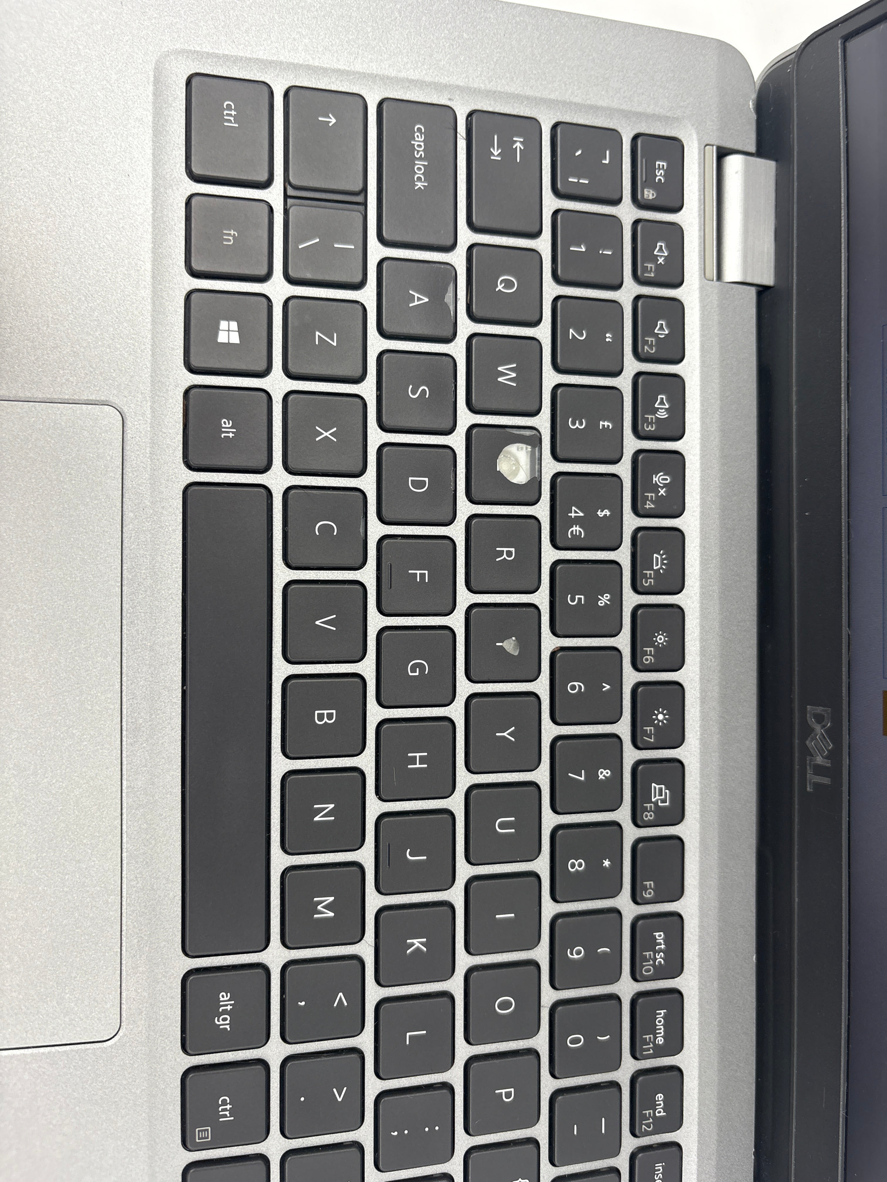 Dell Laptop Latitude 5320 13.3" Screen i5 11th Gen 8GB RAM 256GB SSD W11