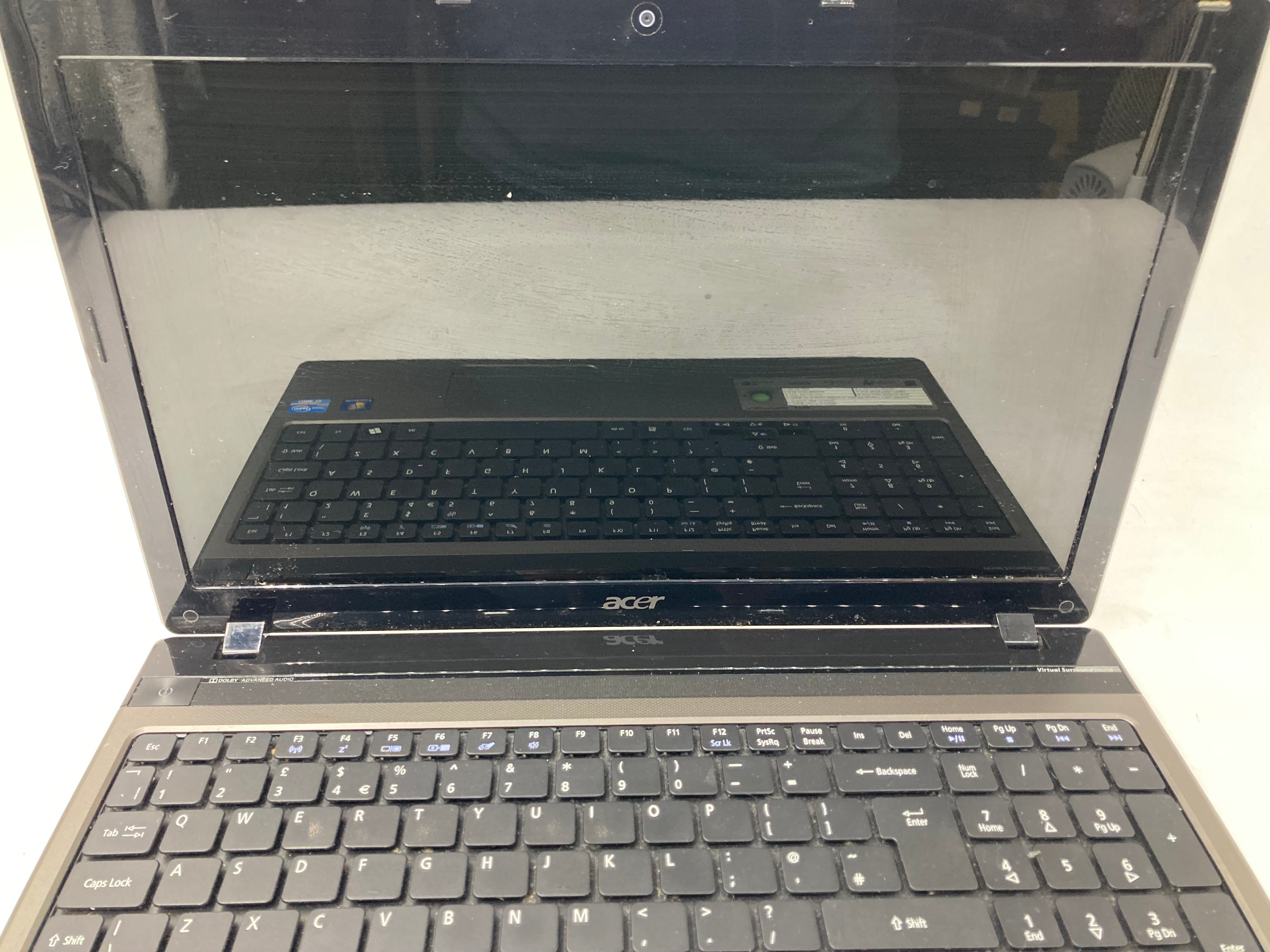 Acer Laptop P5WE0 15.6" Screen i3 2nd Gen No Ram No Storage No OS *Spares*