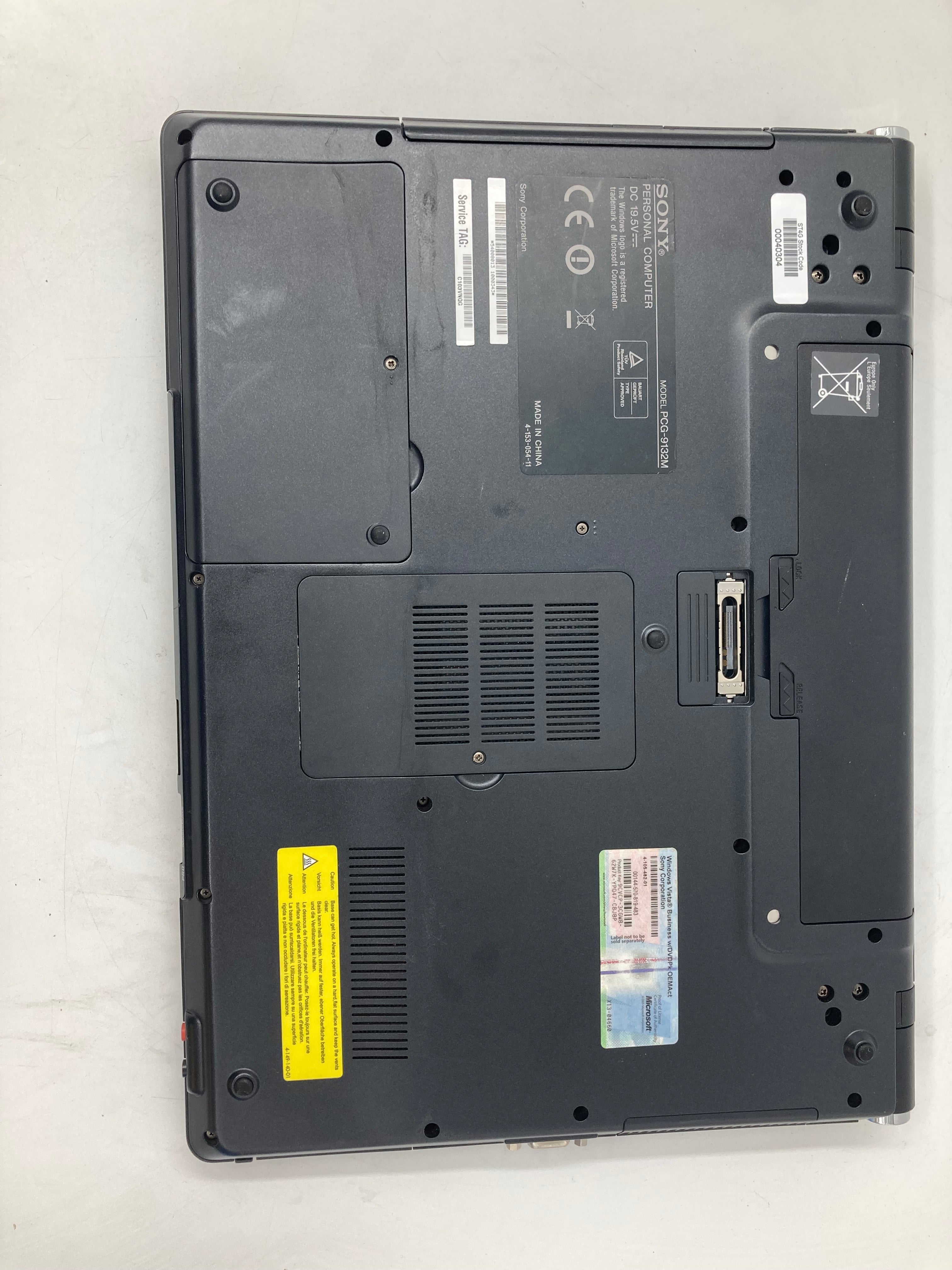 Sony Vaio PCG-9132M 15.4" Screen Core 2 Duo 3GB RAM 320GB SSD Win 10 *Spares*