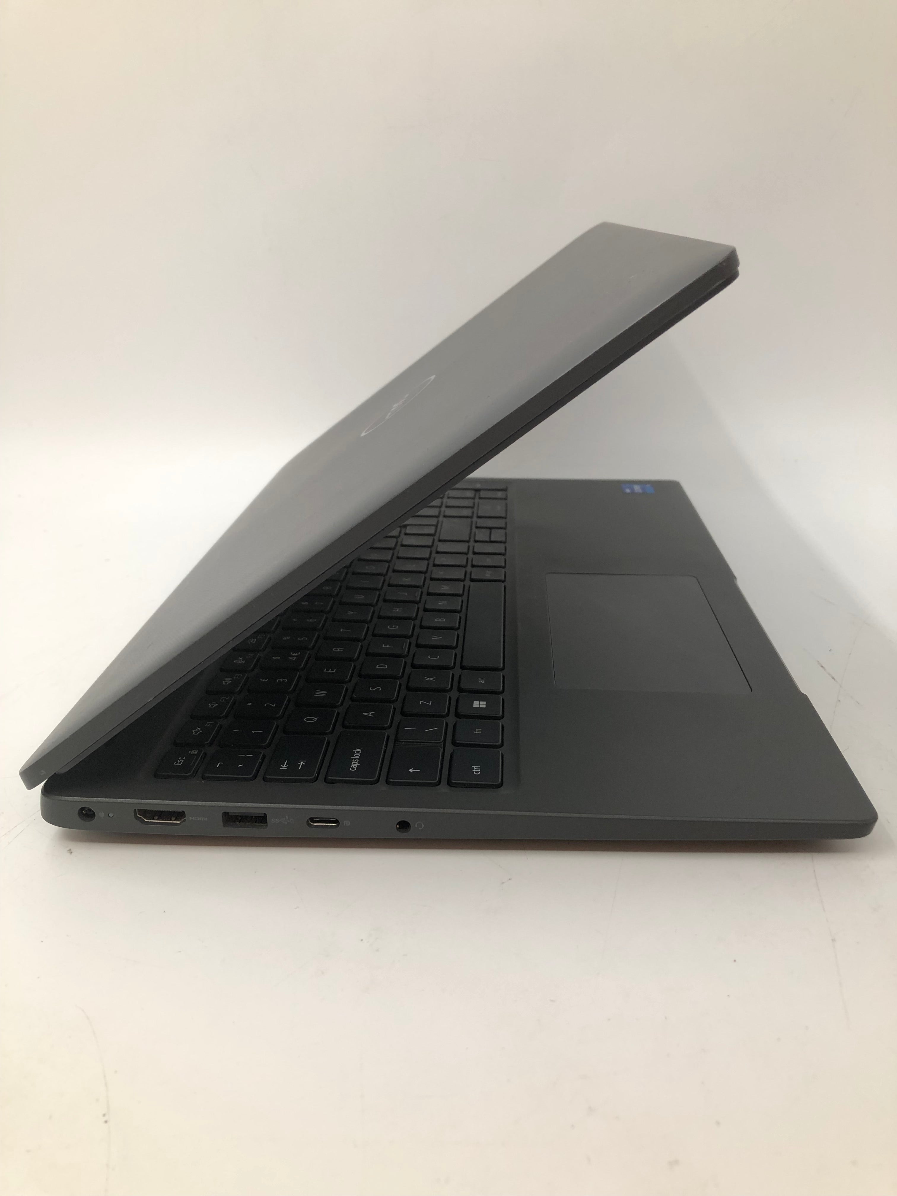 Dell Latitude 3540 15.6" FHD i7 13th Gen 32GB RAM 256GB SSD W11 (Faulty Camera)