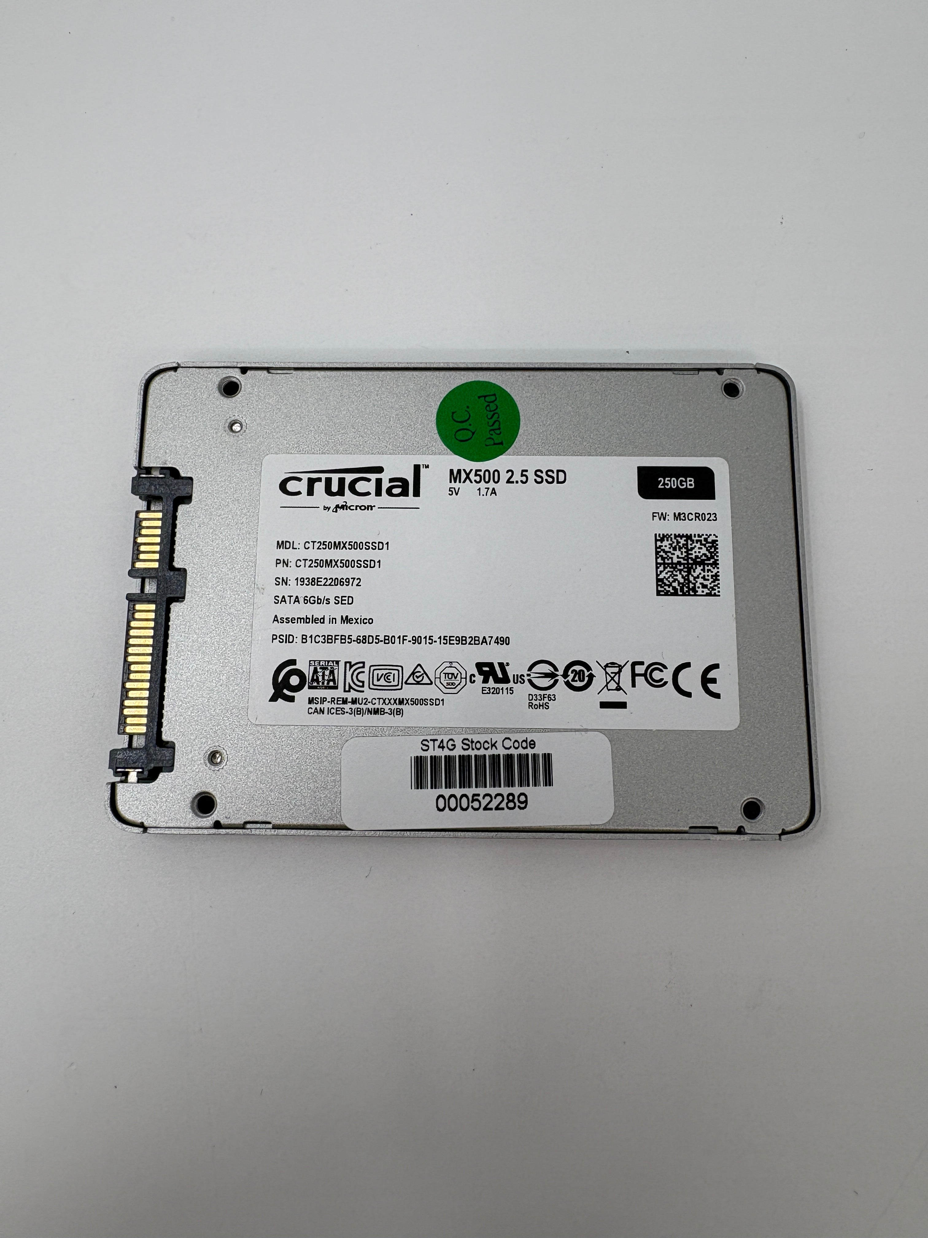 Batch of 21 Crucial 250GB SSD SATA 2.5 Inch 6Gb/s CT250MX500SSD1