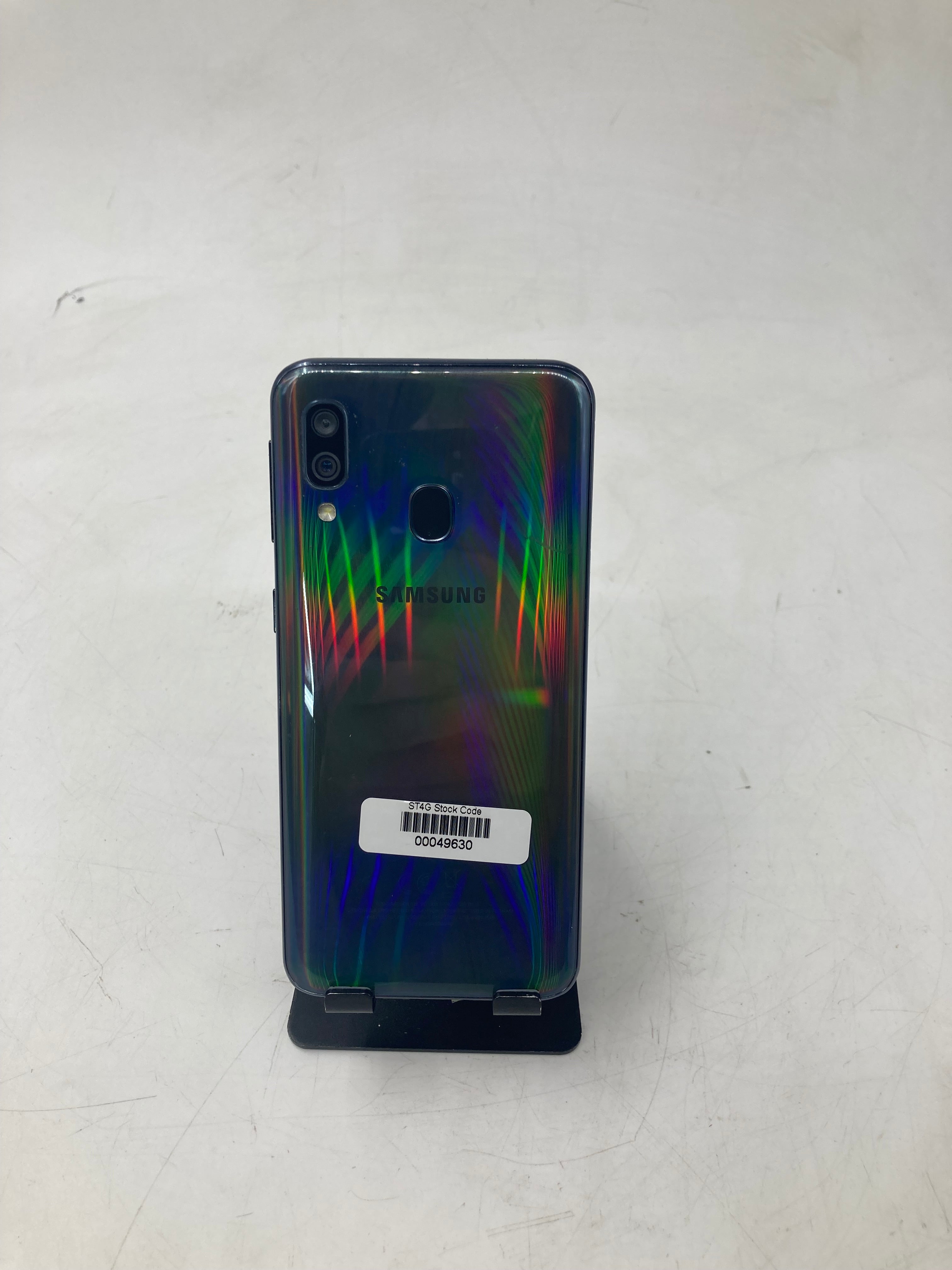 Samsung Galaxy A5 A40 32GB 64GB Silver Black Lot of 6 *Spares*