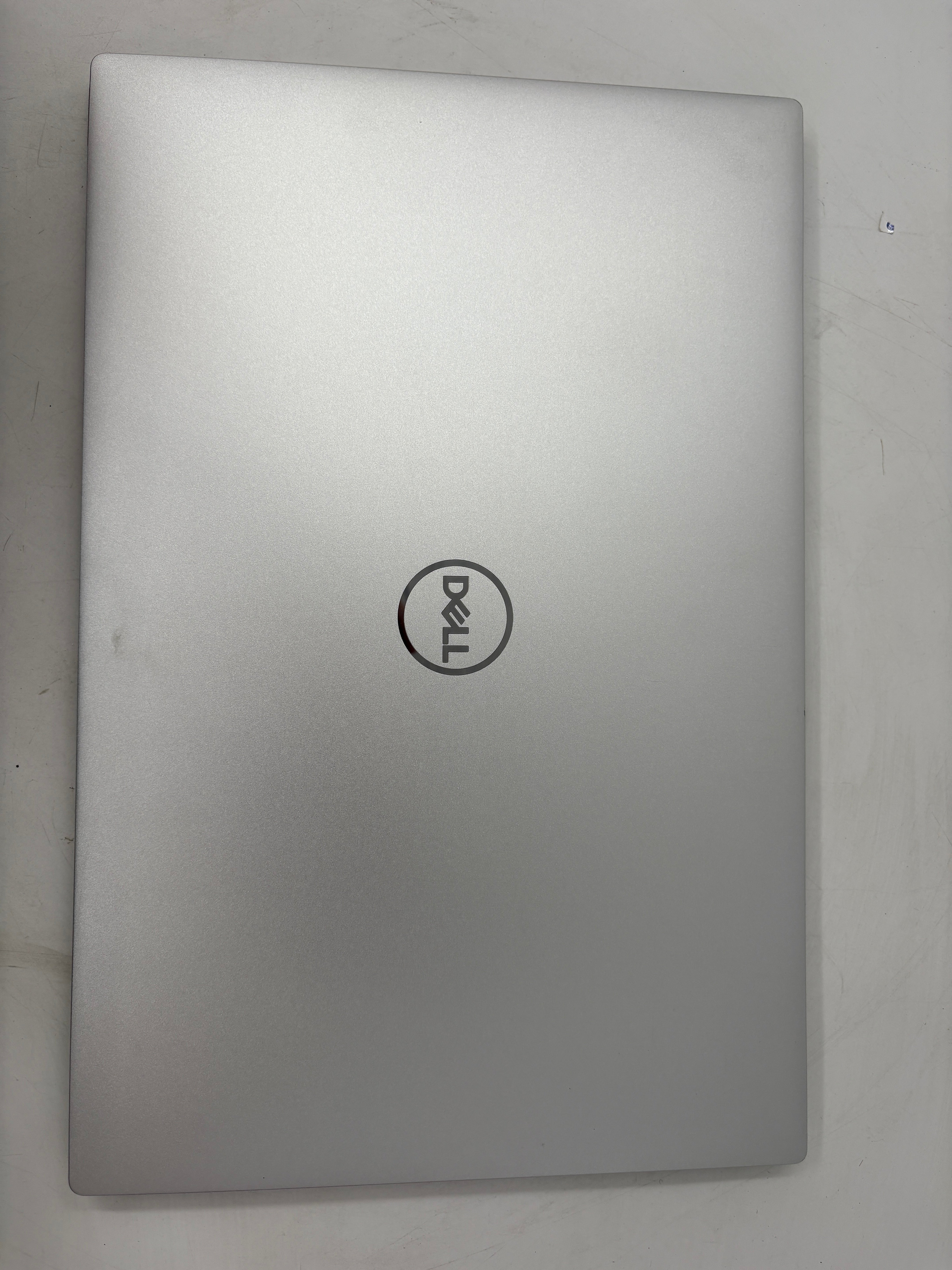 Refurbished Dell XPS 15 9510 15.6" Screen (1920 x 1200) Intel Core i7-11800H 16GB RAM 512GB SSD Windows 11 Pro Laptop