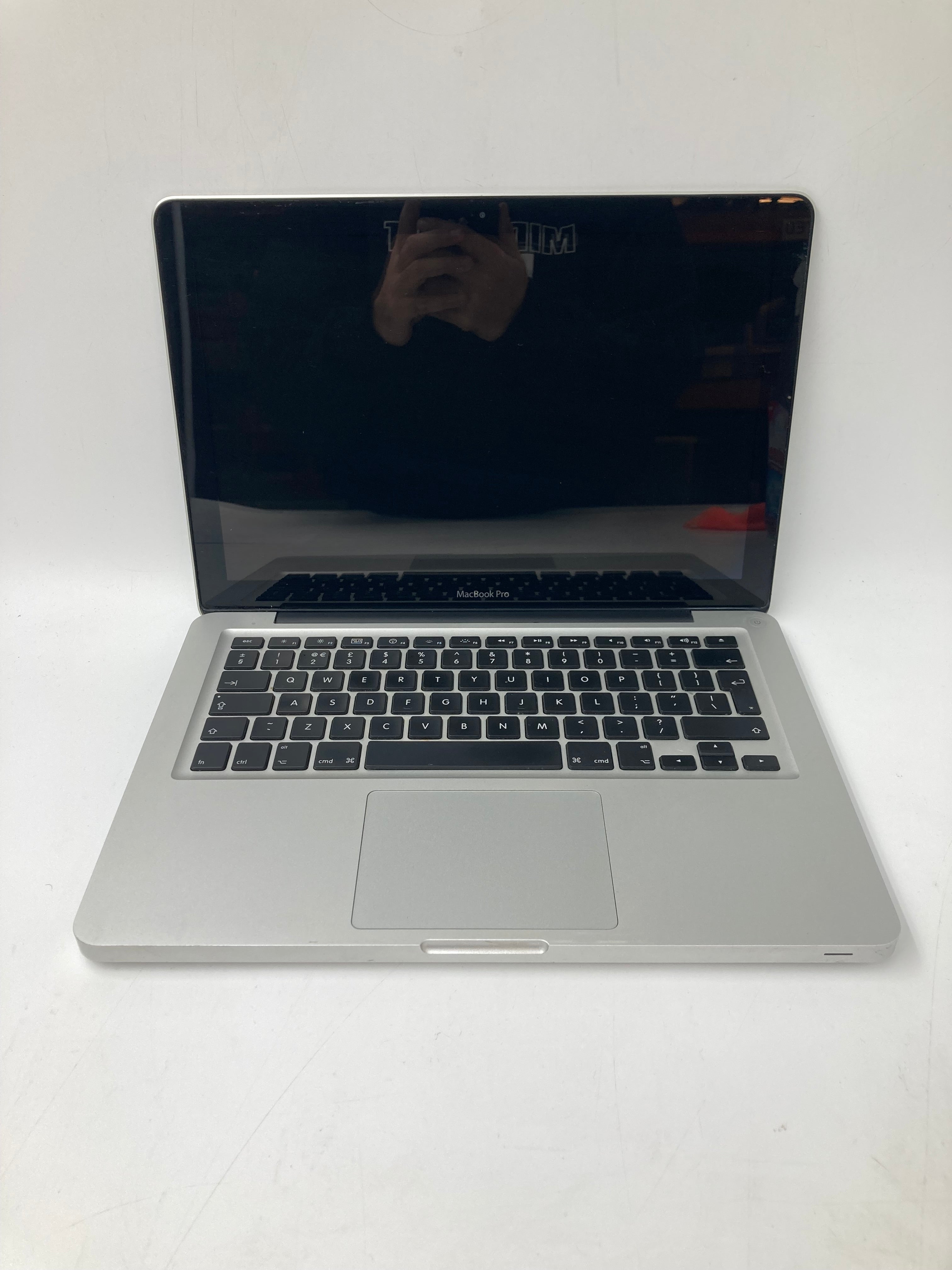 Apple MacBook Pro 2011 Spares: i5-2415M, 4GB RAM, 13" Screen (No SSD/OS/Battery)
