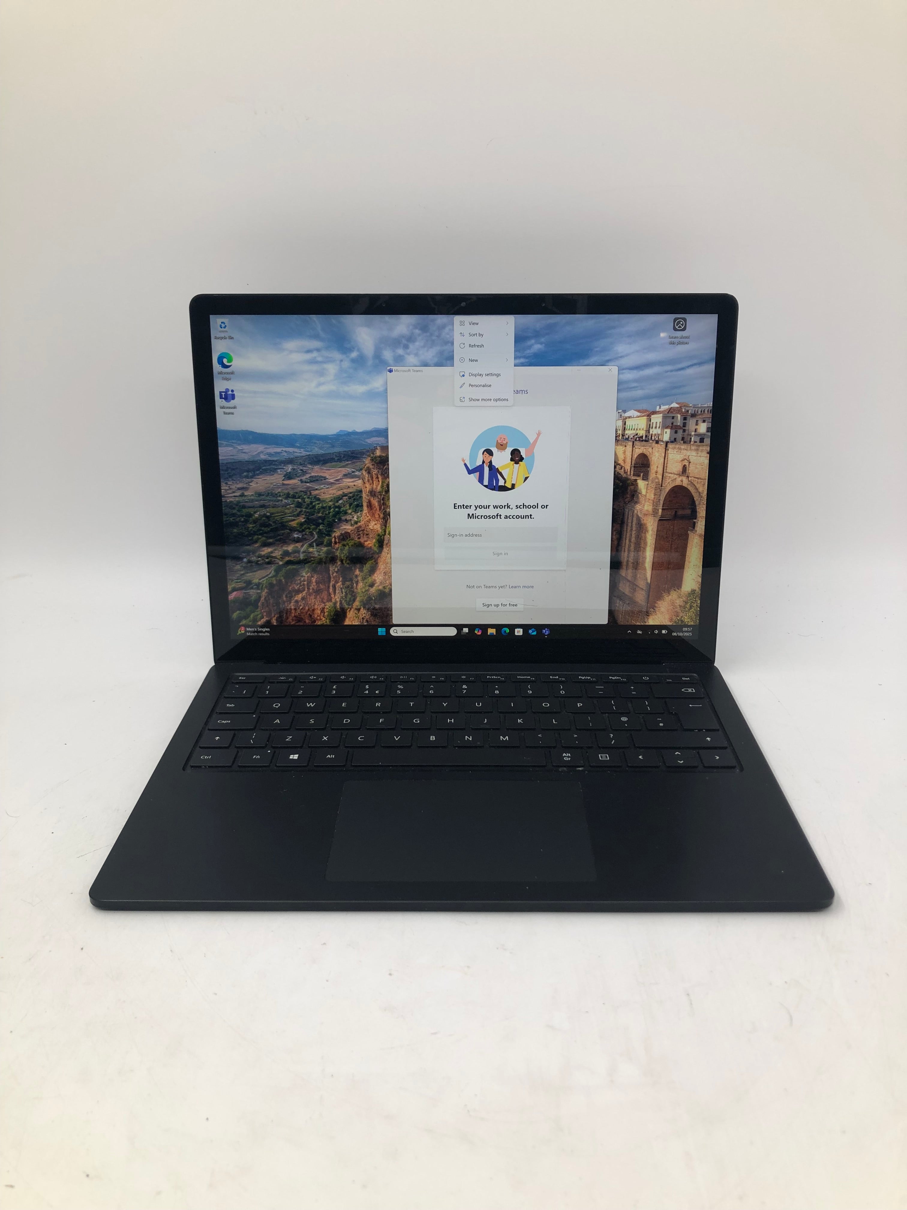 Microsoft Surface Laptop 3 13" Screen i5 10th Gen 8GB RAM 256 SSD W11