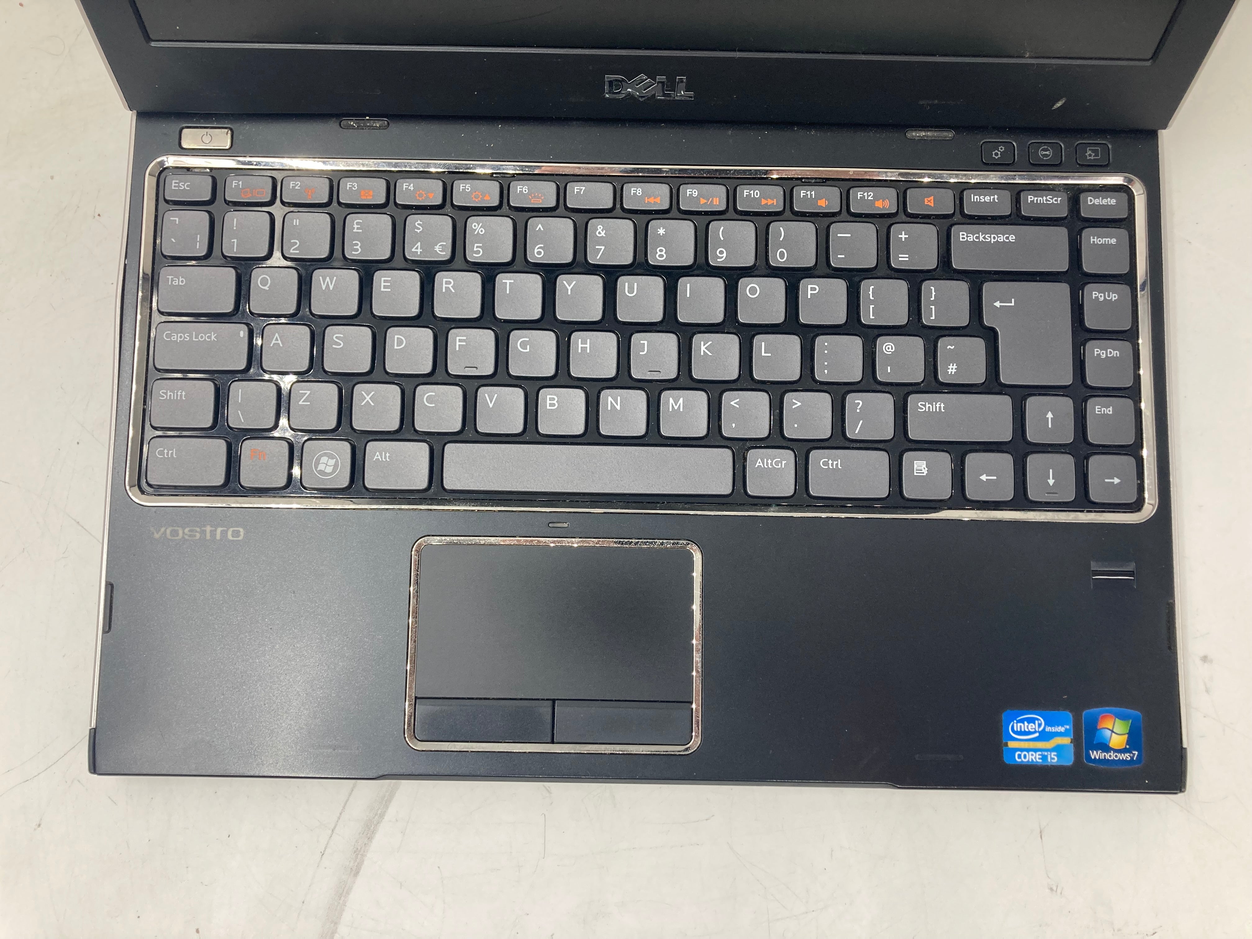 Dell Vostro V131 13.3" i5 2nd Gen 4GB RAM 320GB SSD No OS *Spares*
