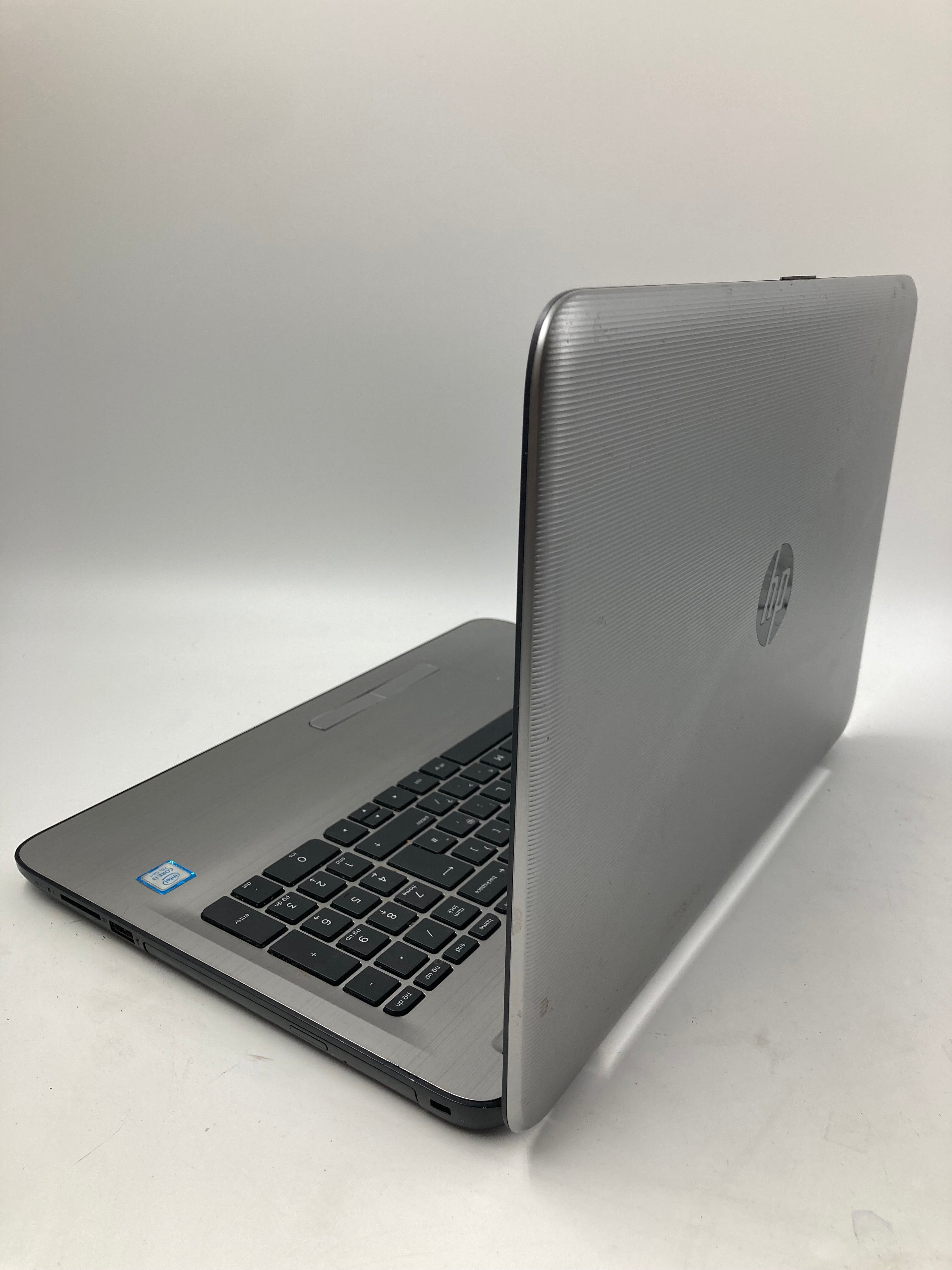 HP NoteBook 15-AY103NA i3 7th Gen 16GB RAM No SSD No OS *Spares*