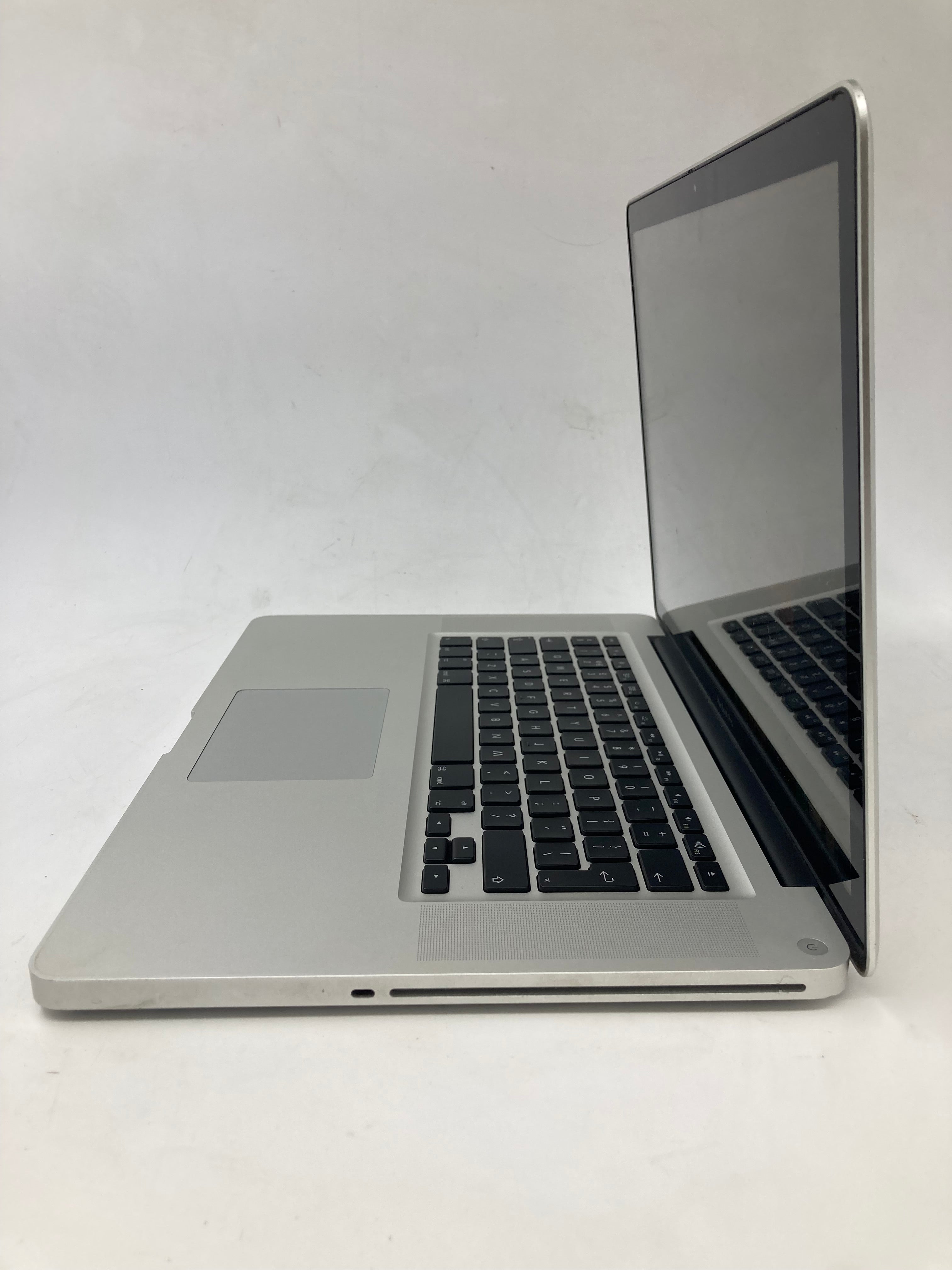 Apple MacBook Pro A1286 15.4" Intel Core i7 4GB RAM 250GB SSD