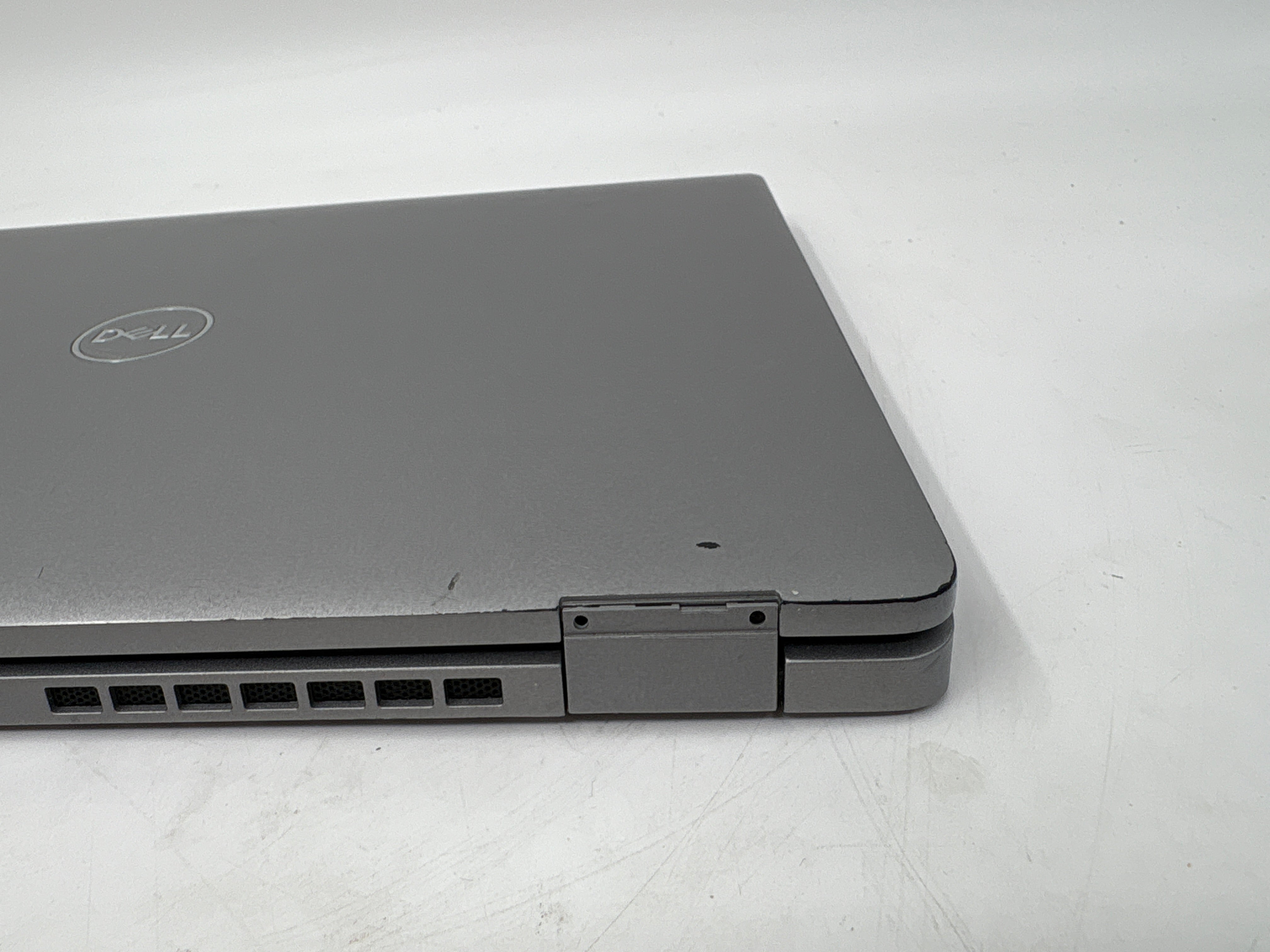 Dell Laptop Latitude 5320 13.3" Screen i5 11th Gen 8GB RAM 256GB SSD W11