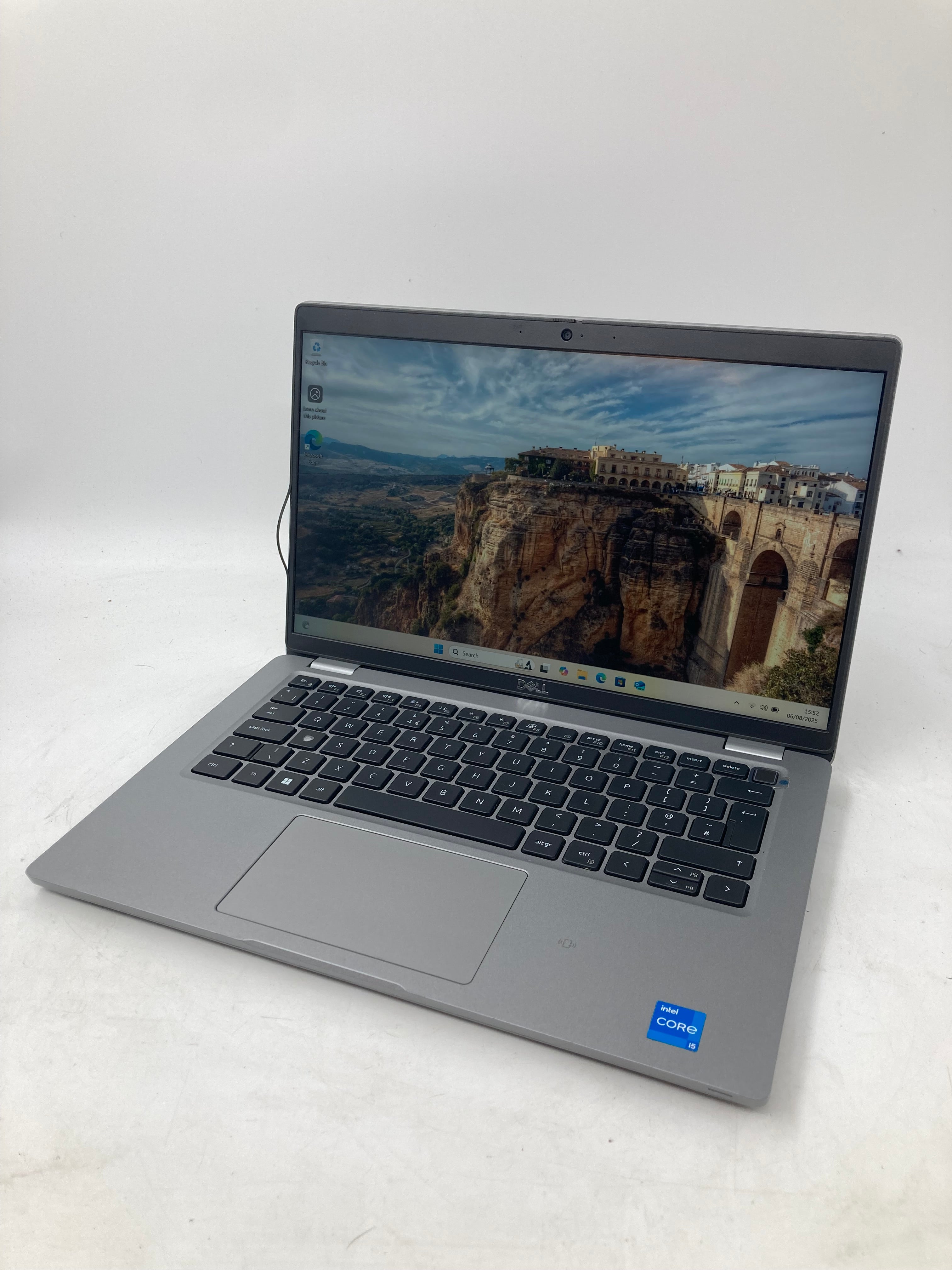 Dell Latitude 5420 14" Screen i5 11th Gen 16GB RAM 256GB SSD Win 11