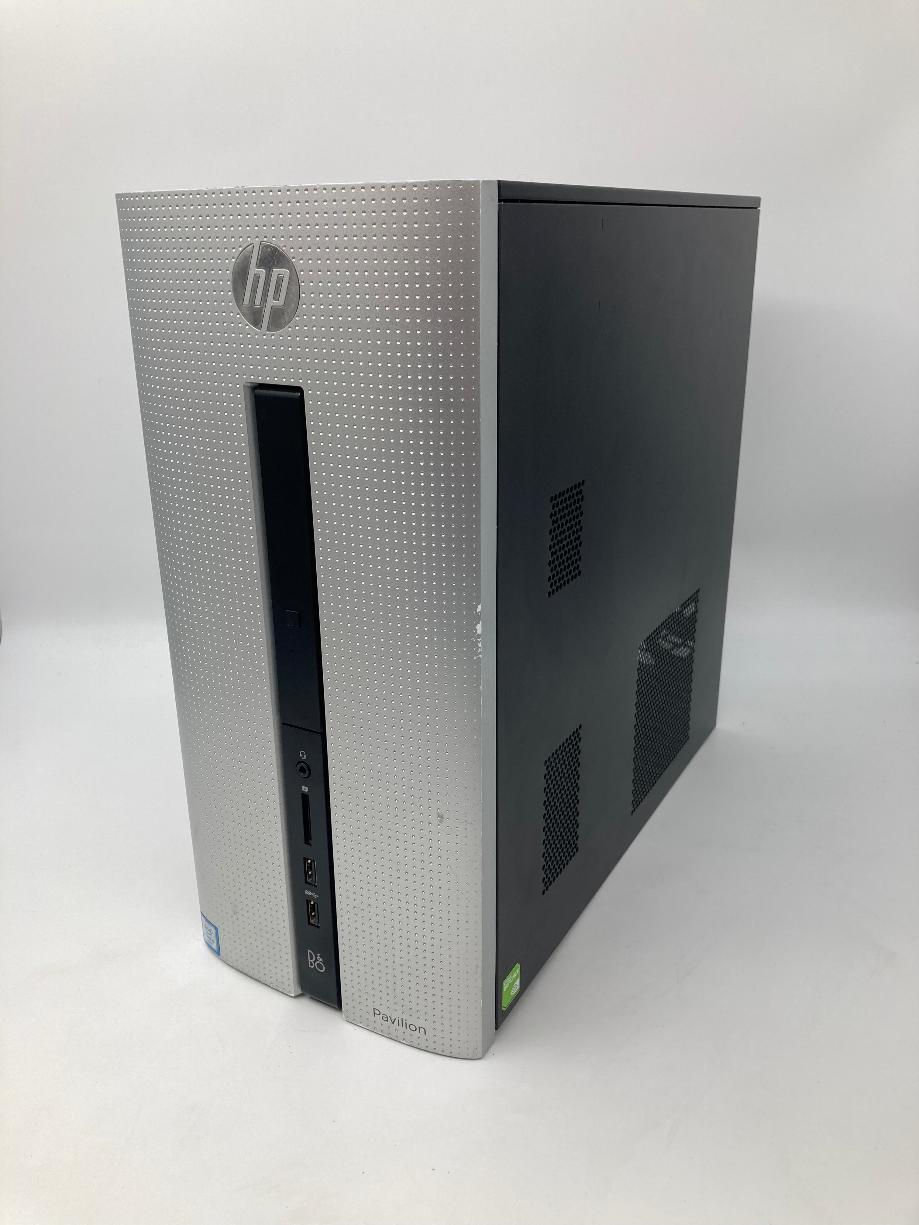 HP Pavilion Desktop 550-175na i7 6th Gen 8GB RAM No SSD No OS *Spares*