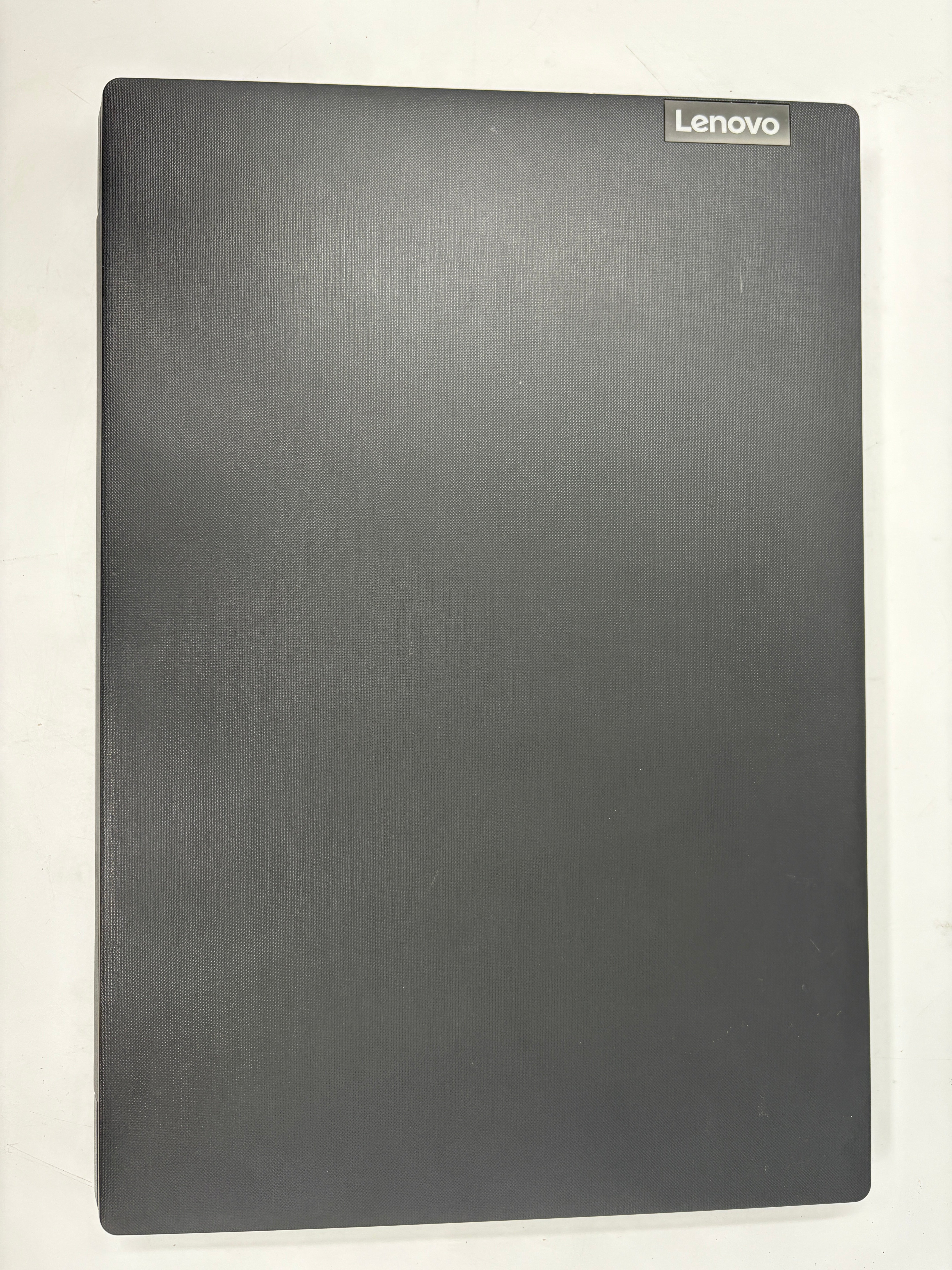 Lenovo Laptop V15-IWL 15.6" Screen i5 8th Gen 8GB RAM 512GB SSD W11