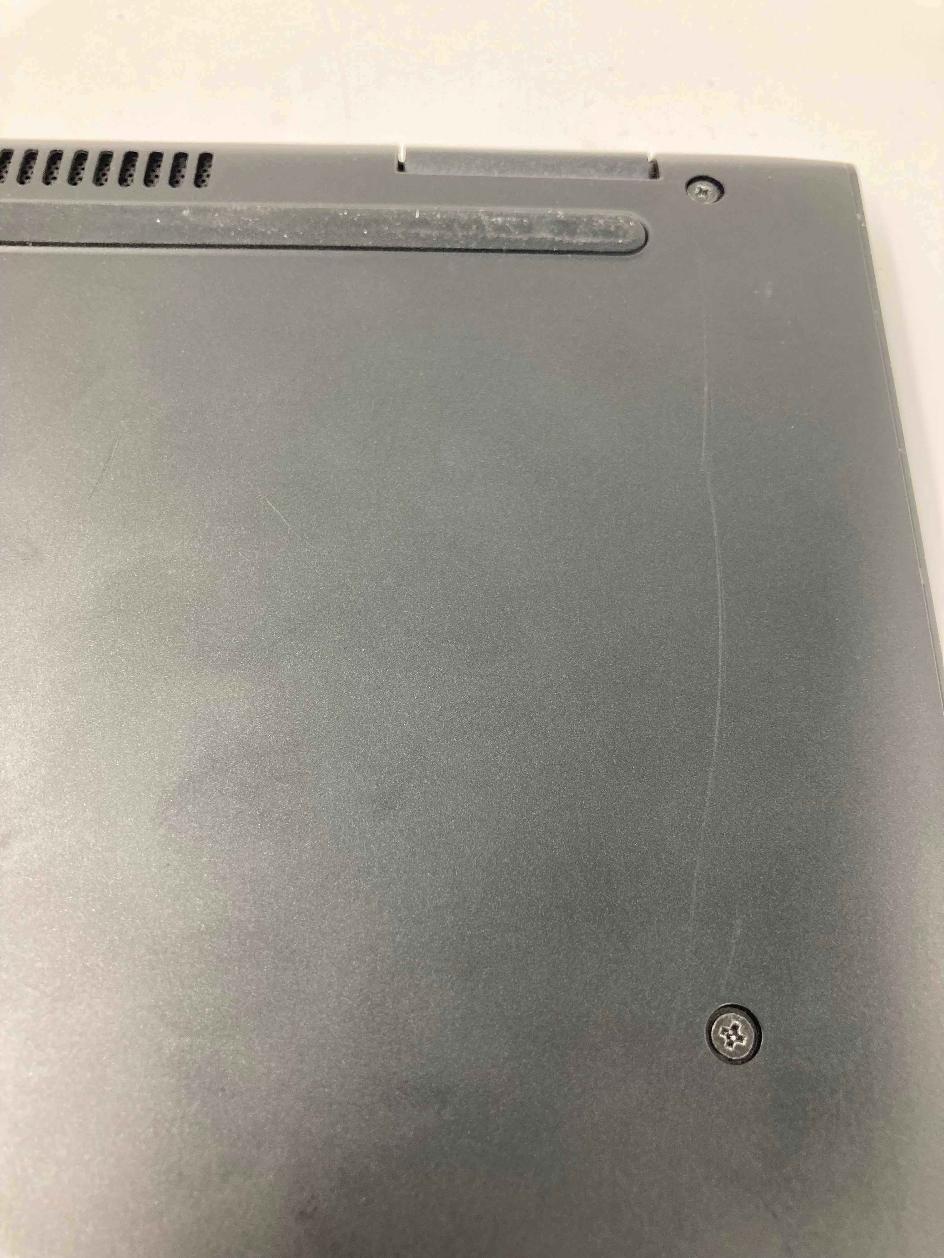 Dell Latitude 3390 2-in-1 13" Screen i5 8th Gen 8GB RAM No SSD No OS *Spares*