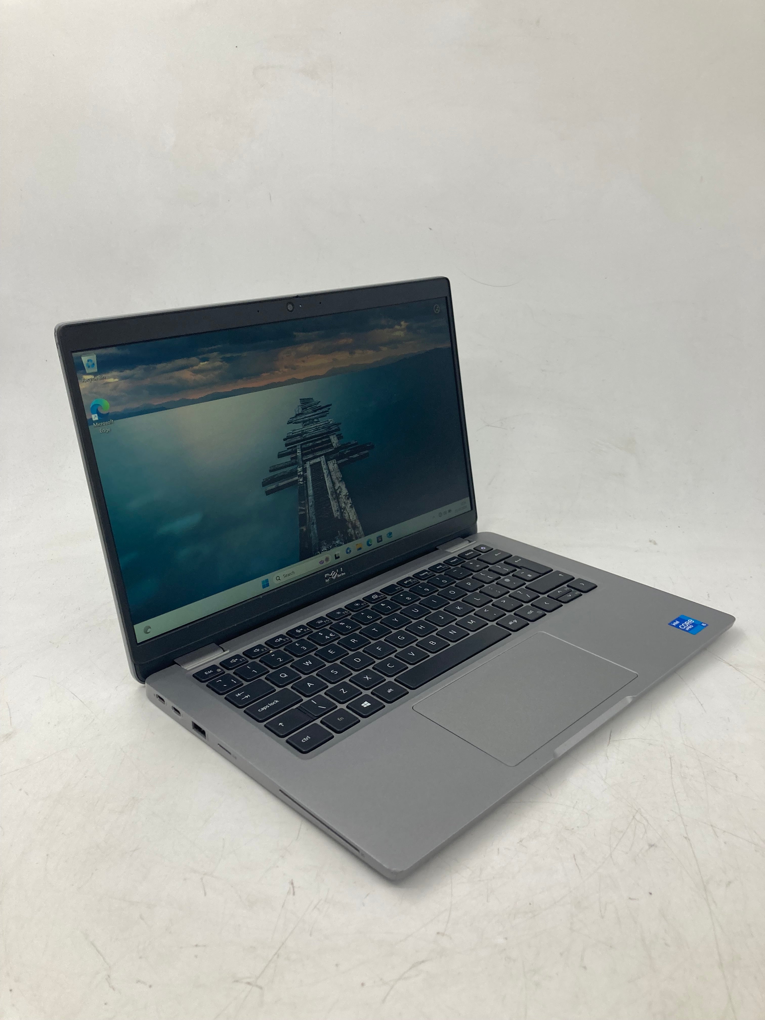 Dell Latitude 5320 13" Screen i5 11th Gen 8GB RAM 256GB SSD W11