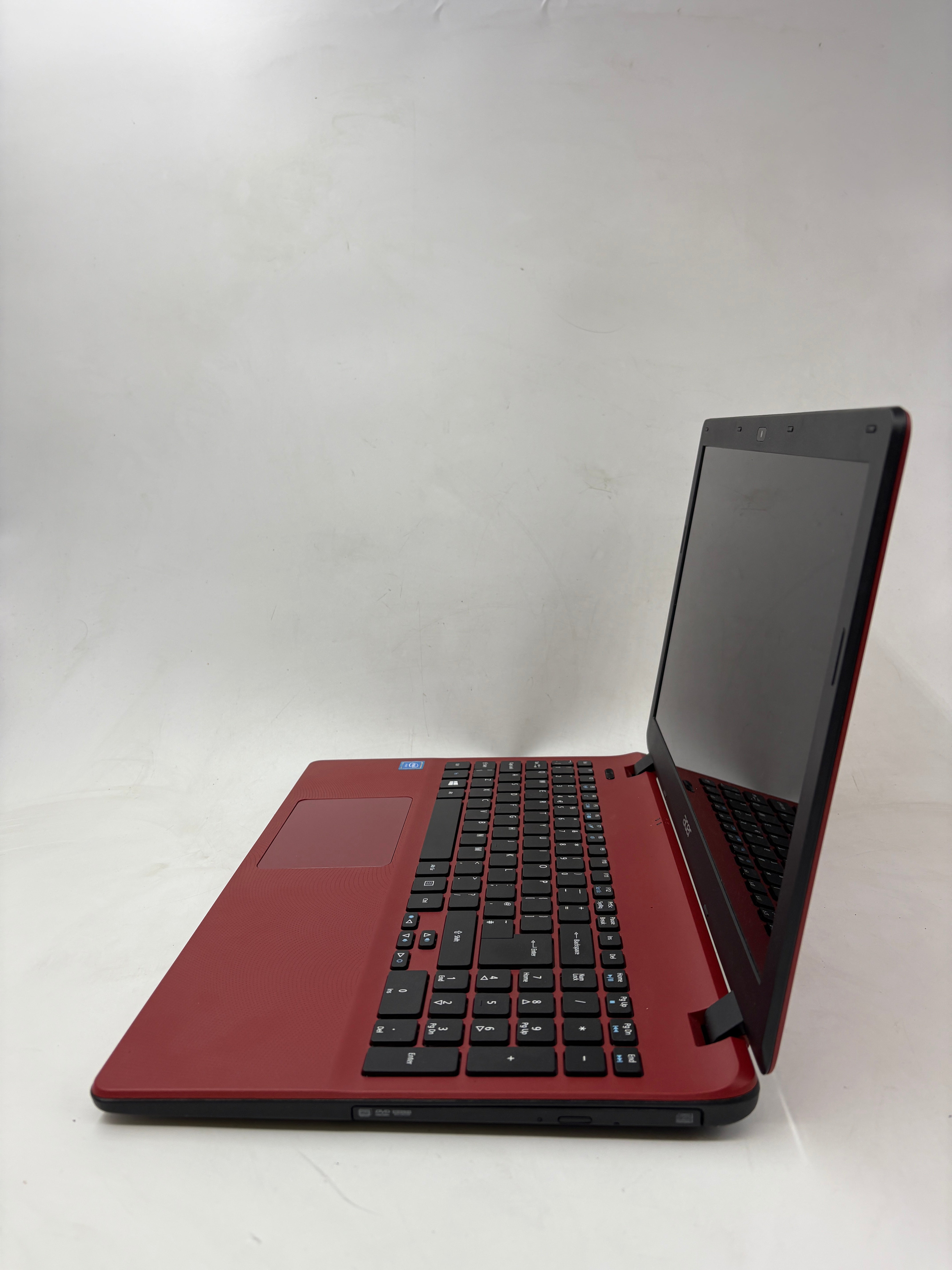 Acer Aspire Laptop E51-531 15.6" Screen Intel Celeron N3050 4GB RAM NO HDD NO OS