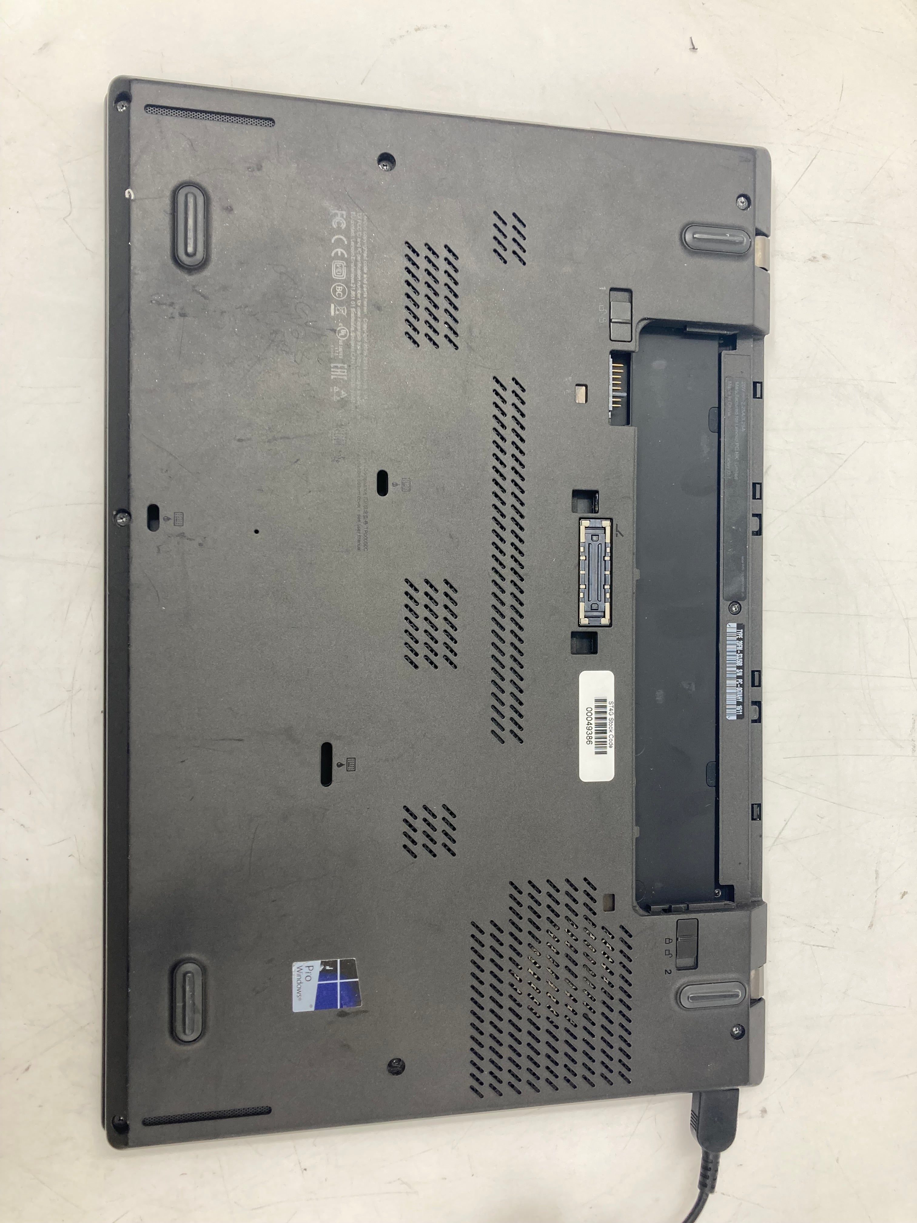 Lenovo ThinkPad T460 14" Screen i5 6th Gen 8GB RAM 128GB SSD Win 10