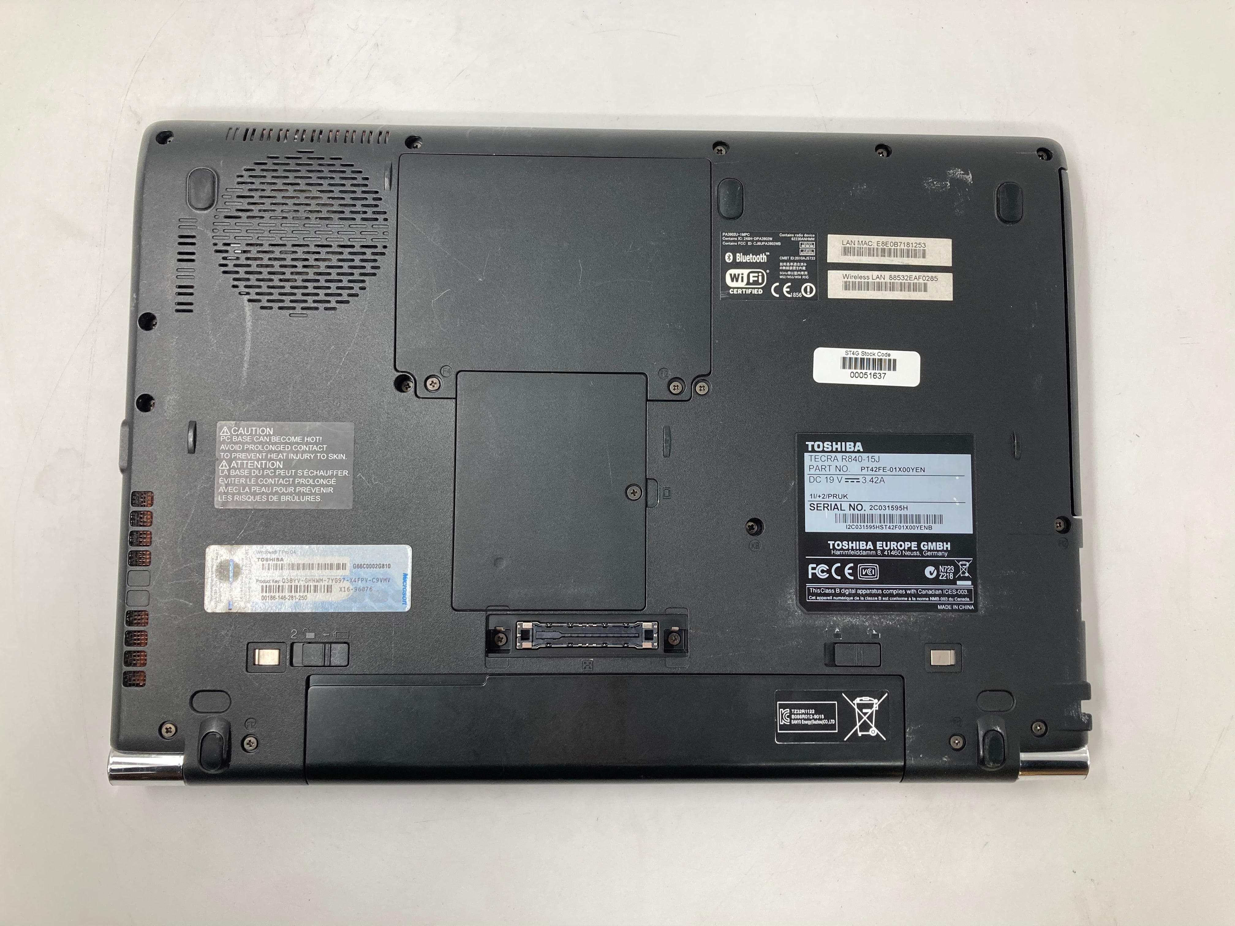 Toshiba Laptop Tecra R840-15J 14" i3 2nd Gen 2GB RAM No HDD No OS Batch of 2