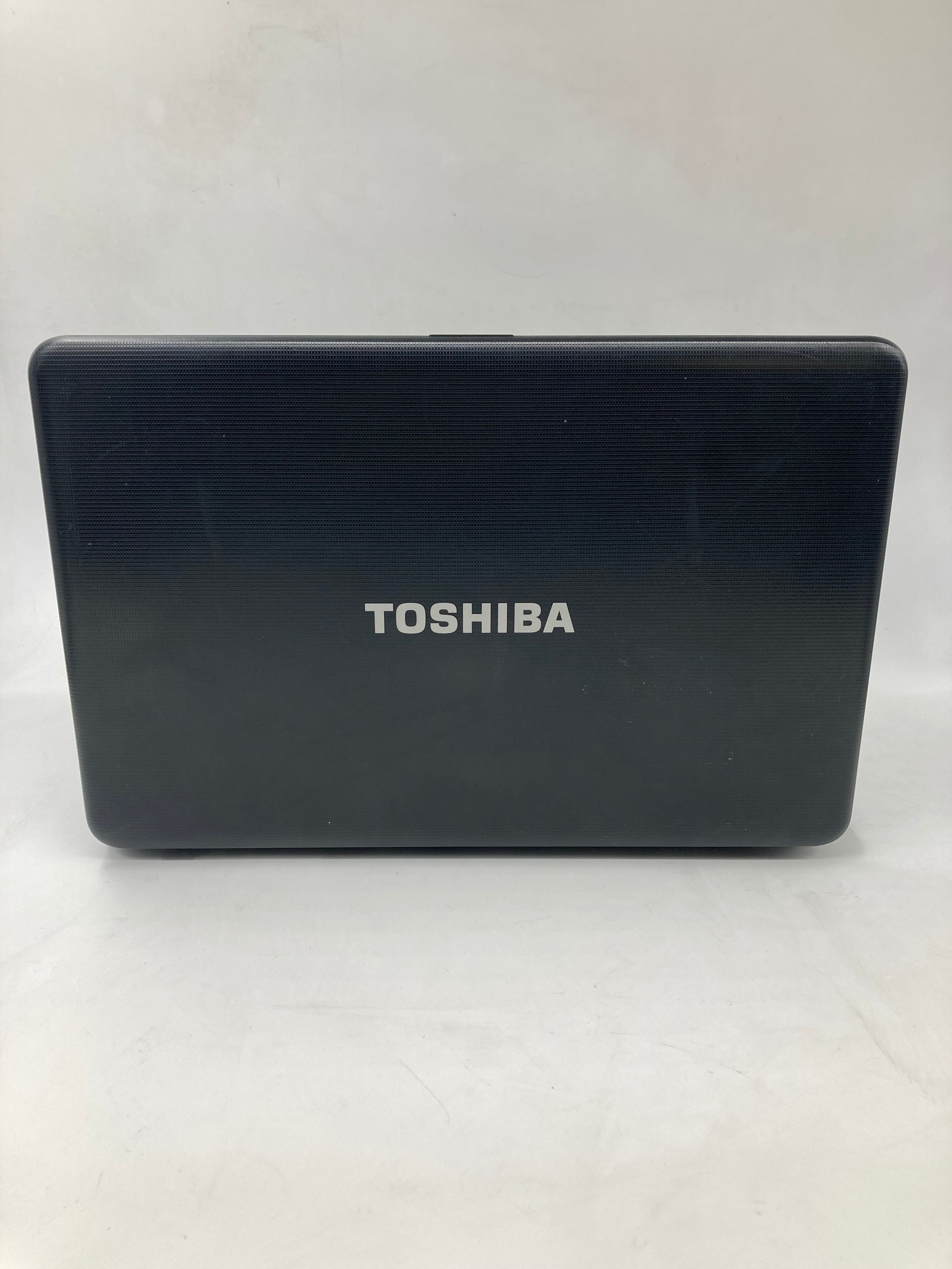 Toshiba Laptop Sattelite C870-1H2 15.6" Core i3 No RAM No HDD No OS *Spares*