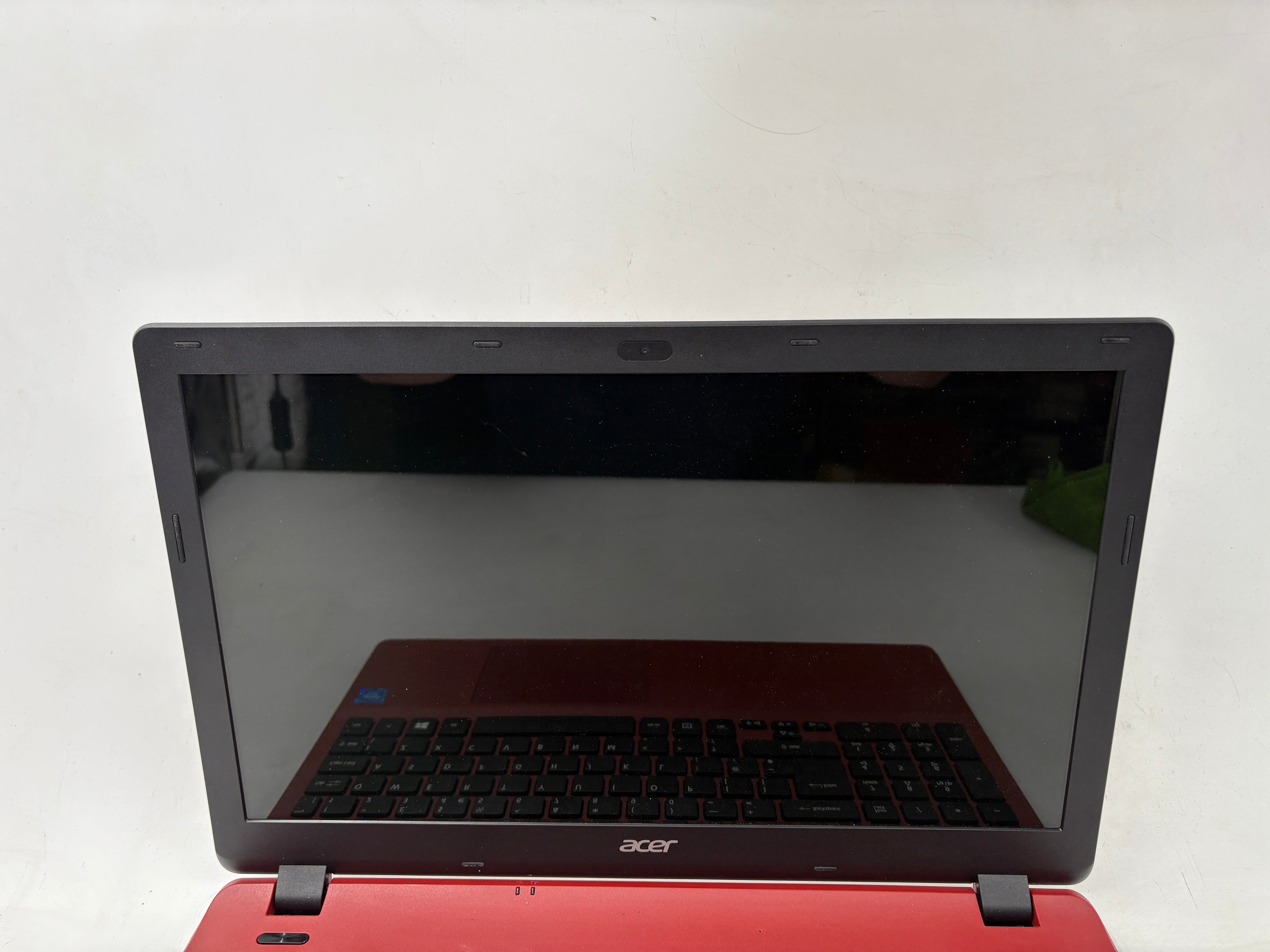 Acer Aspire Laptop E51-531 15.6" Screen Intel Celeron N3050 4GB RAM NO HDD NO OS