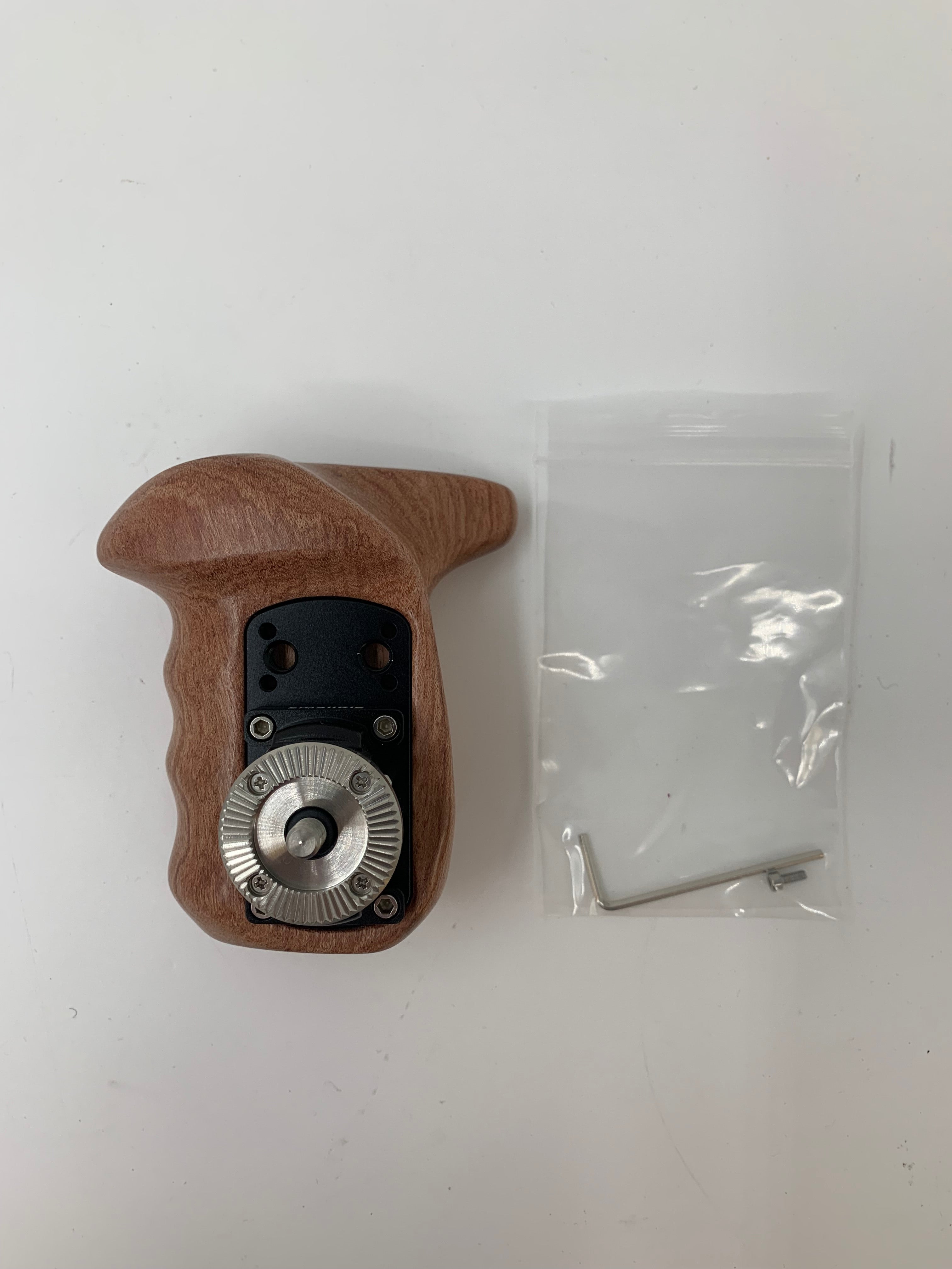 SmallRig Right-Side Wooden Camera Grip with ARRI Rosette, New Open Box