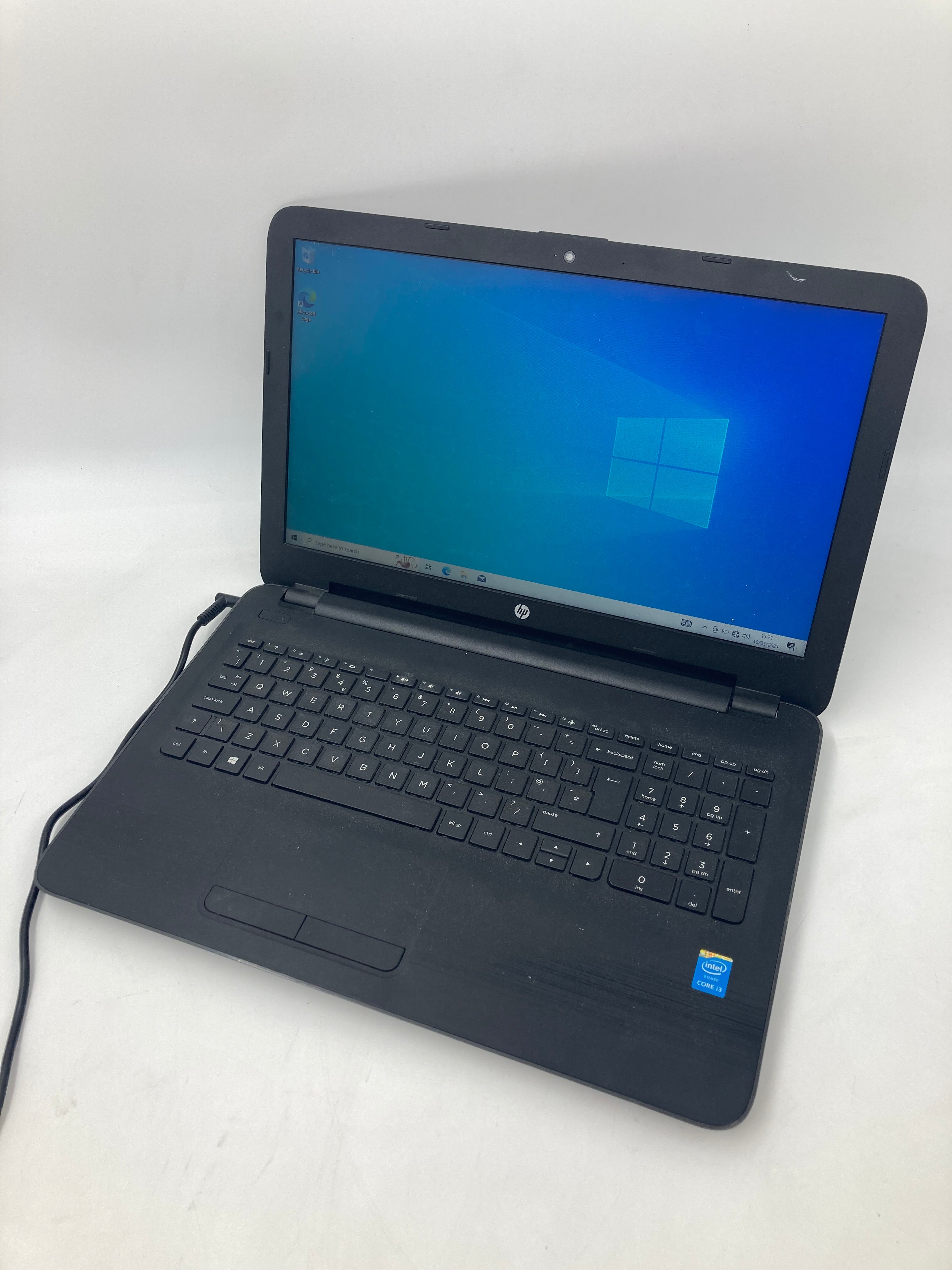 HP Laptop 250 G5 15.6" i3-5005U 8GB RAM 256GB SSD W10 OS